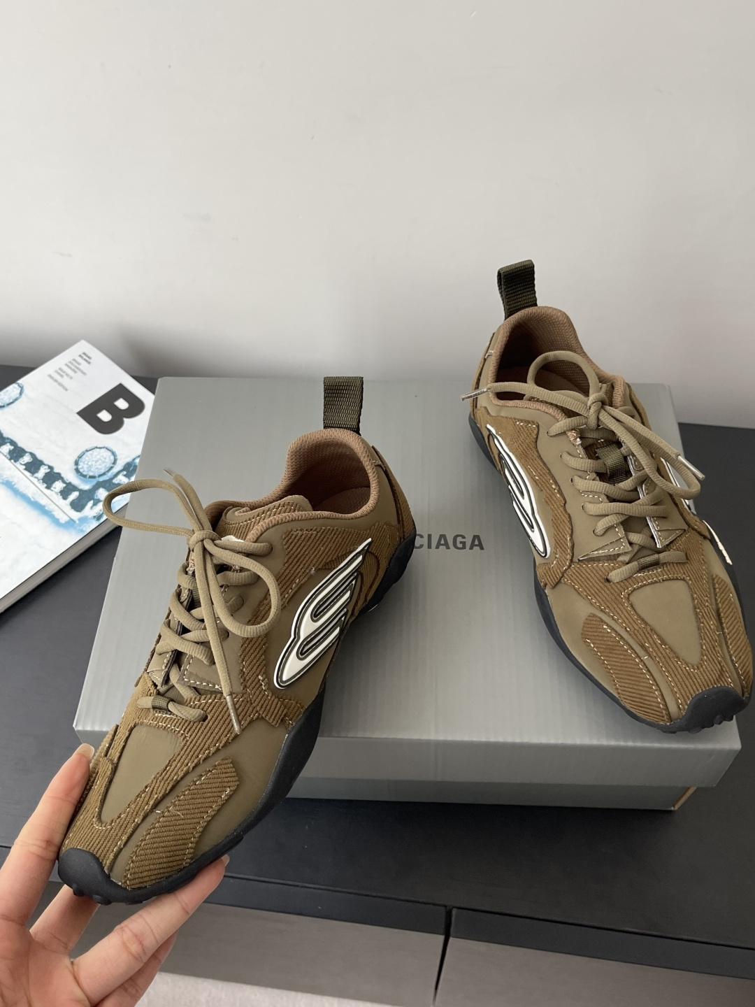 Balenciaga BALENCIAGA 巴黎世家 最新款 Monday Ultra 圆头系带 低帮 休闲鞋