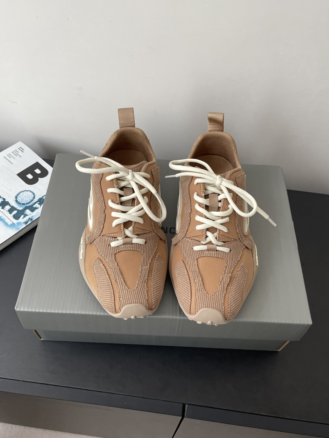 Balenciaga BALENCIAGA 巴黎世家 最新款 Monday Ultra 圆头系带 低帮 休闲鞋