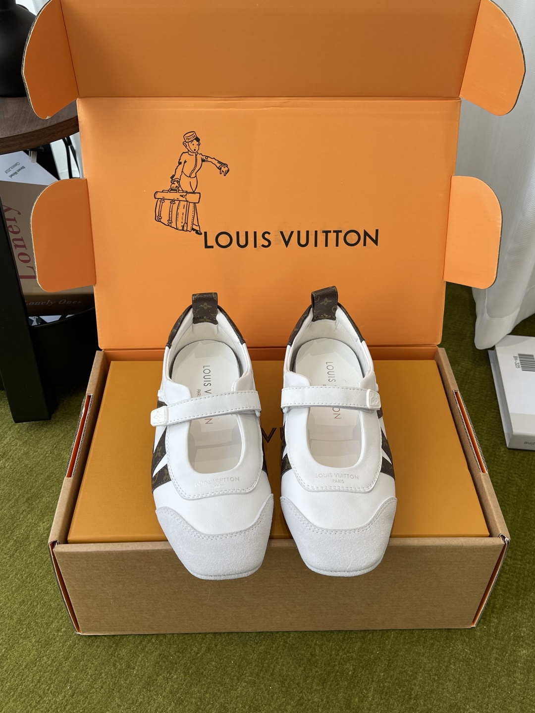 Louis Vuitton Louis Vuitton路易威登 Sneakerina系列 芭蕾运动鞋 德训鞋