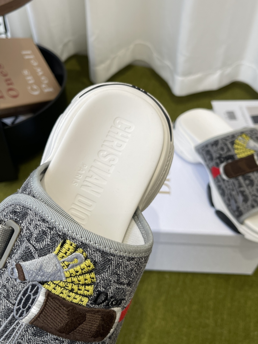 Dior 迪奥 26ss 马年生肖款 春夏新款 D字刺绣厚底运动拖鞋