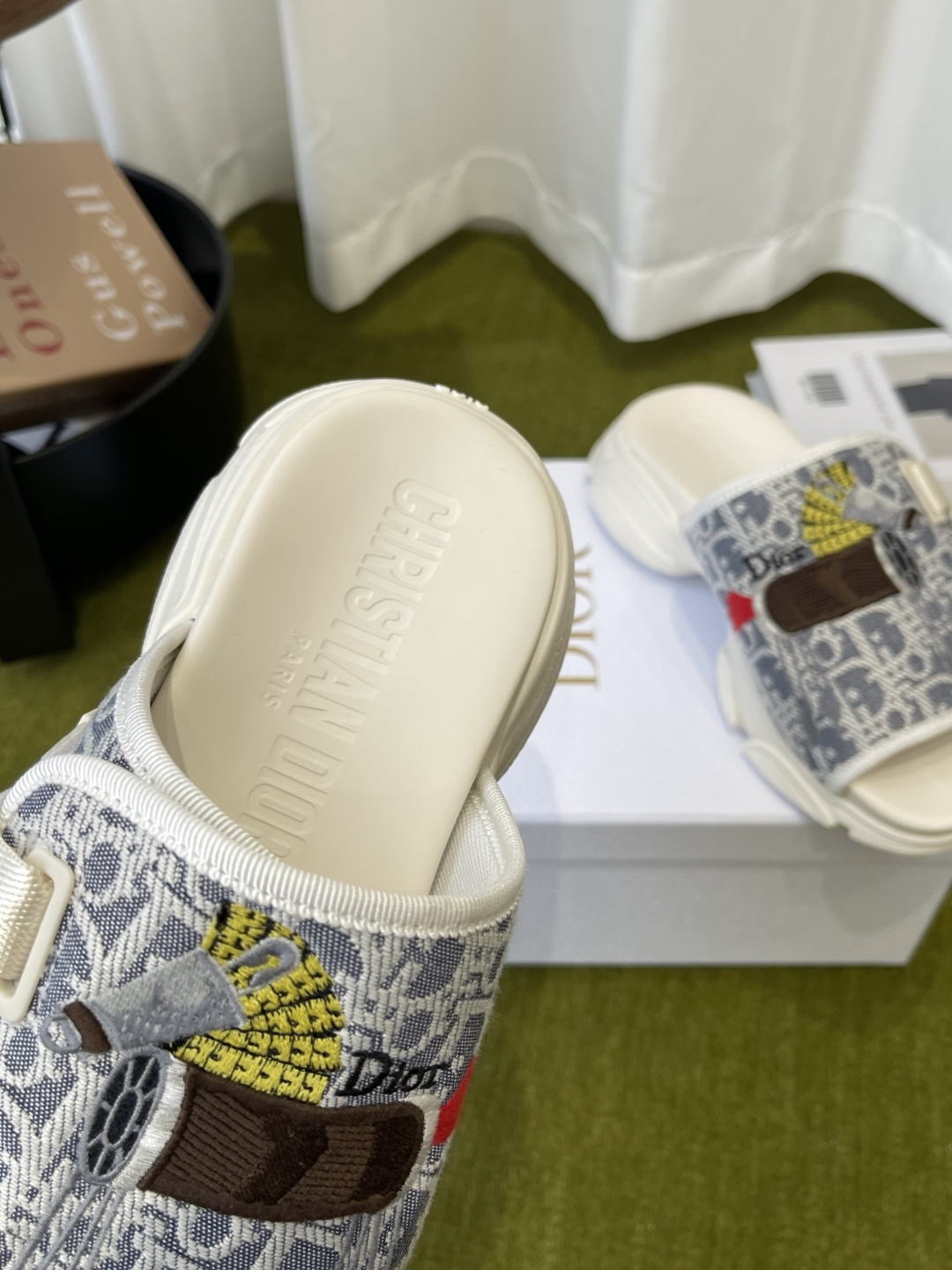 Dior 迪奥 26ss 马年生肖款 春夏新款 D字刺绣厚底运动拖鞋