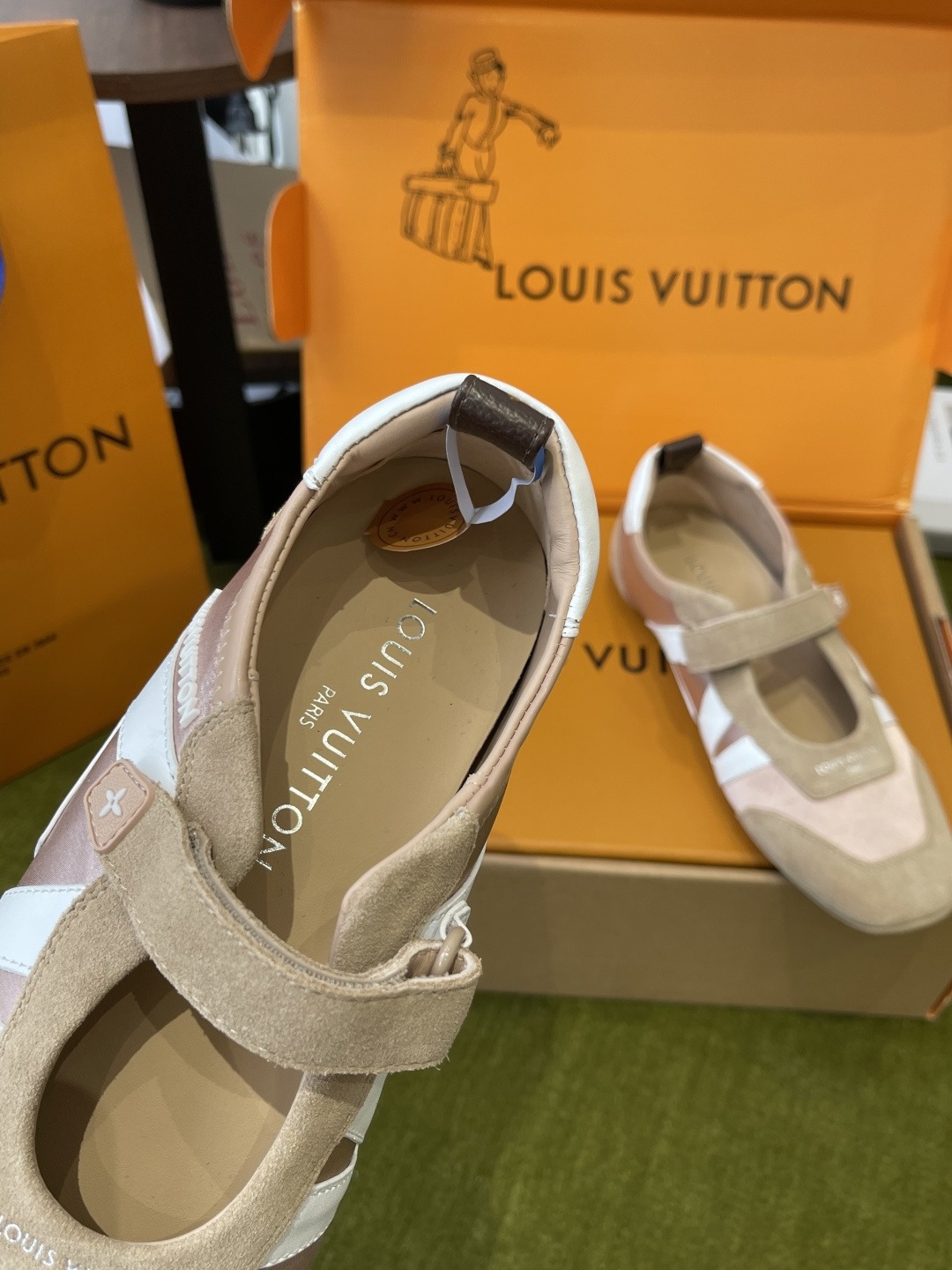 Louis Vuitton Louis Vuitton路易威登 Sneakerina系列 芭蕾运动鞋 德训鞋