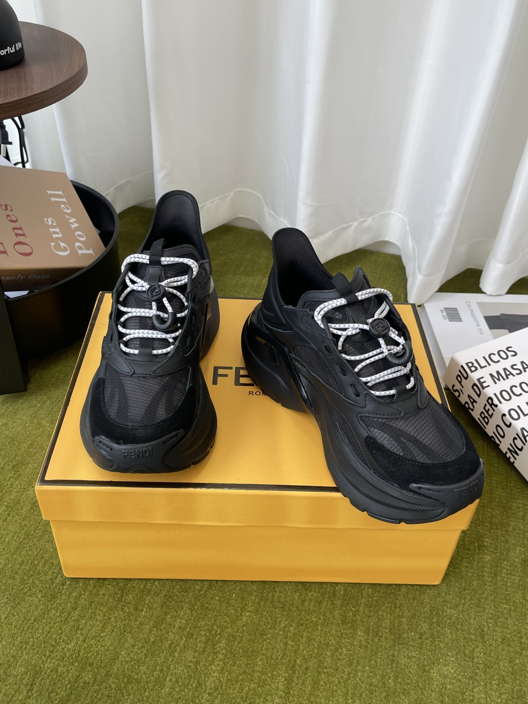 Fendi 芬迪 26ss春夏最新款 F-Light系列 厚底 休闲运动鞋 跑鞋
