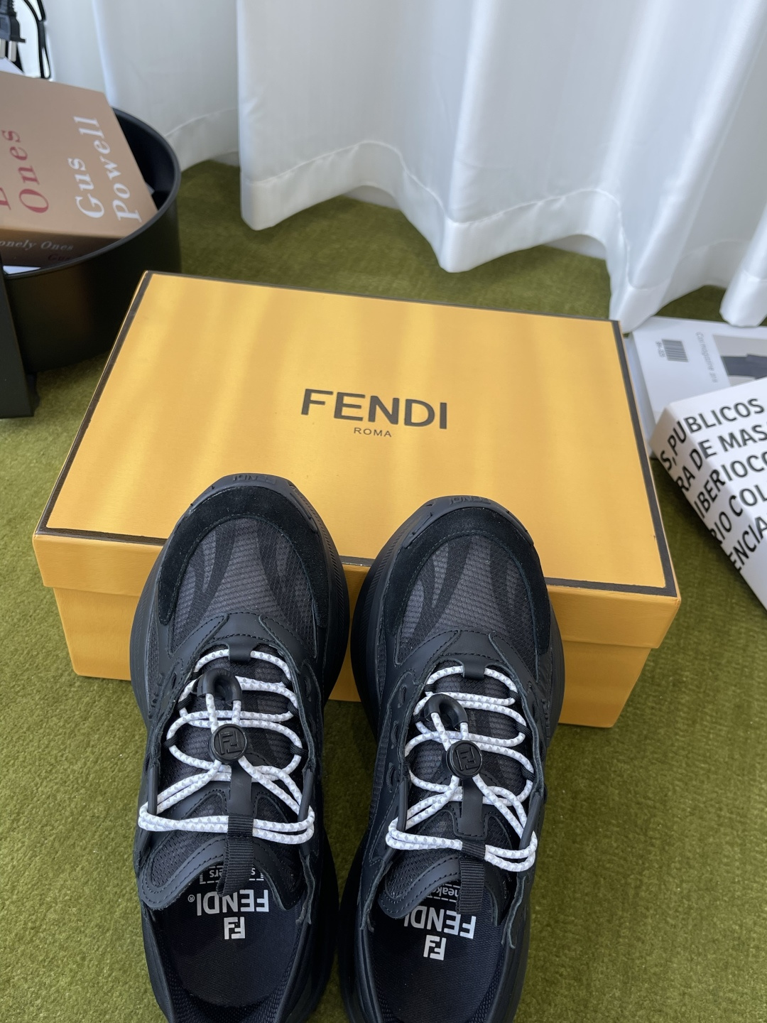 Fendi 芬迪 26ss春夏最新款 F-Light系列 厚底 休闲运动鞋 跑鞋