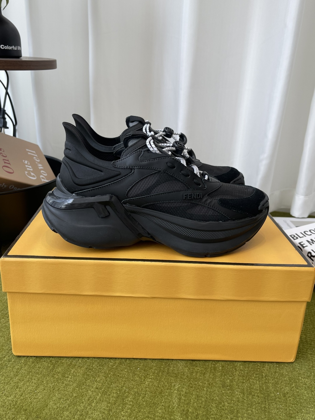 Fendi 芬迪 26ss春夏最新款 F-Light系列 厚底 休闲运动鞋 跑鞋