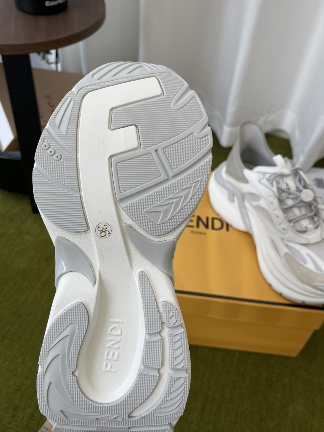 Fendi 芬迪 26ss春夏最新款 F-Light系列 厚底 休闲运动鞋 跑鞋