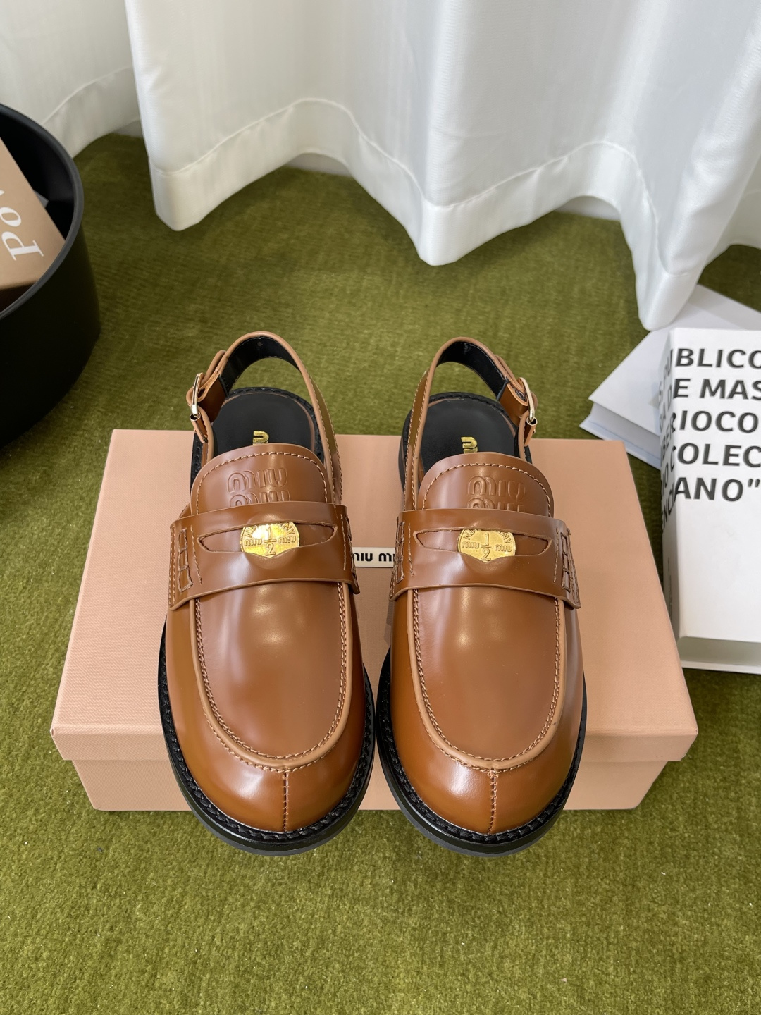 Miu Miu MiuMiu 缪缪 2026ss春夏新款 钱币乐福鞋 后空半包凉鞋