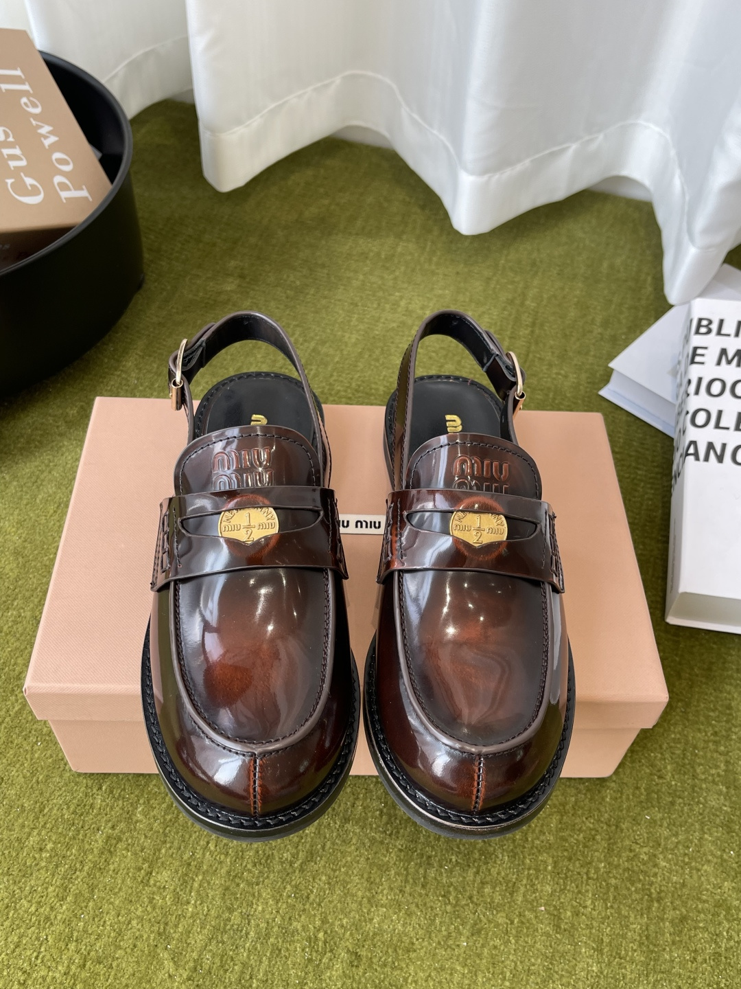 Miu Miu MiuMiu 缪缪 2026ss春夏新款 钱币乐福鞋 后空半包凉鞋