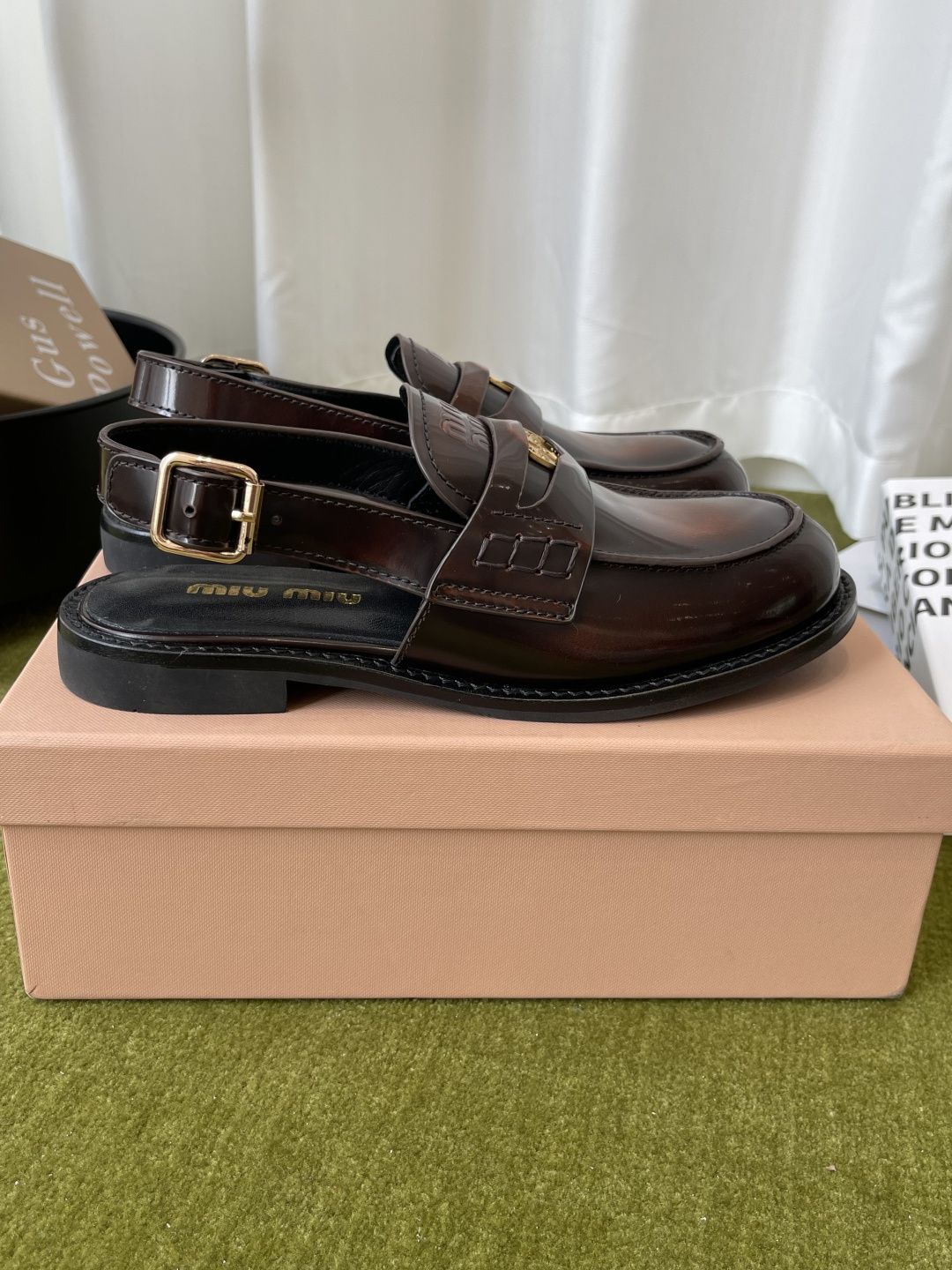 Miu Miu MiuMiu 缪缪 2026ss春夏新款 钱币乐福鞋 后空半包凉鞋