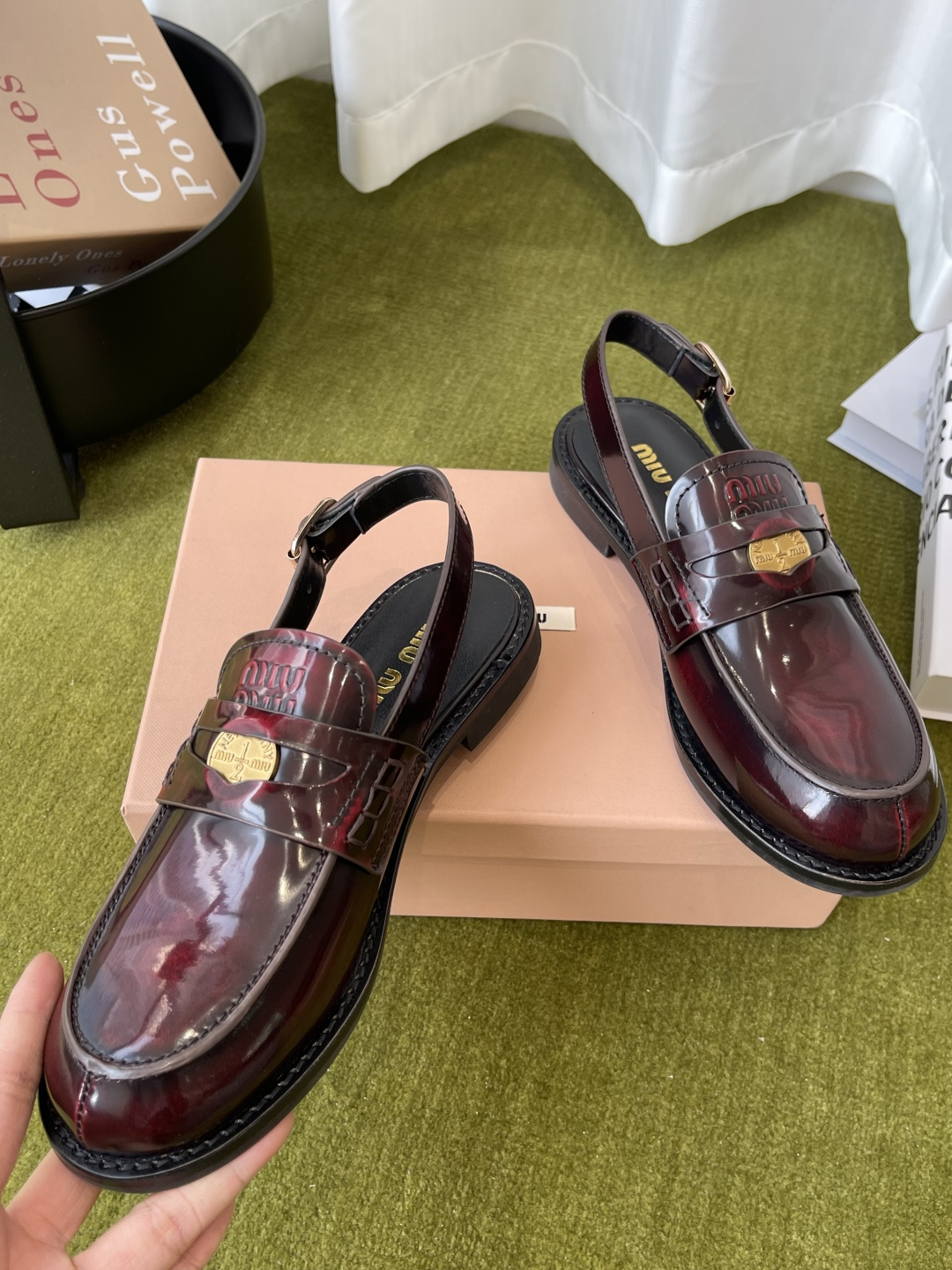 Miu Miu MiuMiu 缪缪 2026ss春夏新款 钱币乐福鞋 后空半包凉鞋