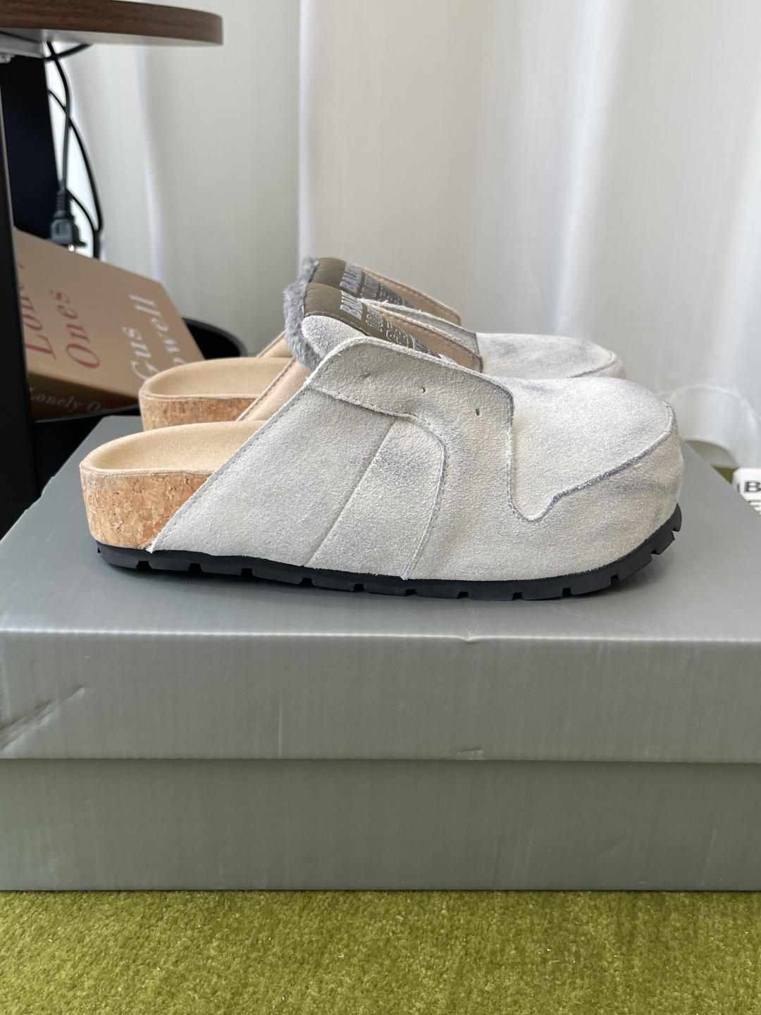 Balenciaga 女320 Balenciaga 巴黎世家 26春穆勒博肯半拖鞋 Dumbo Mule 慵懒风