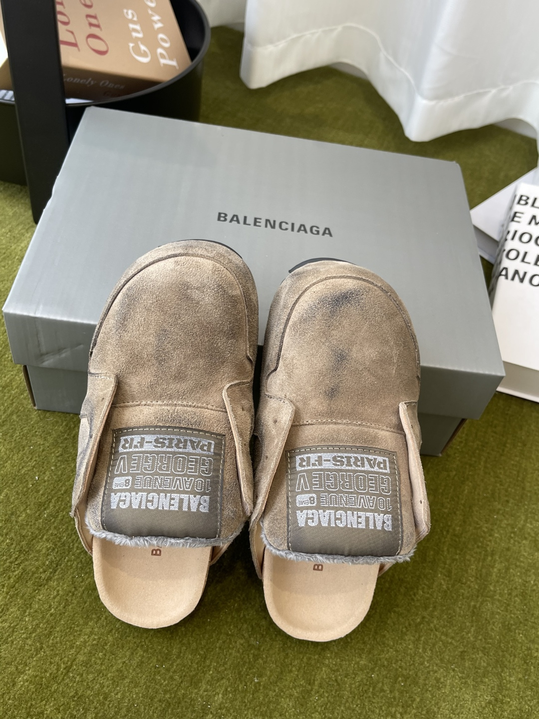 Balenciaga 女320 Balenciaga 巴黎世家 26春穆勒博肯半拖鞋 Dumbo Mule 慵懒风