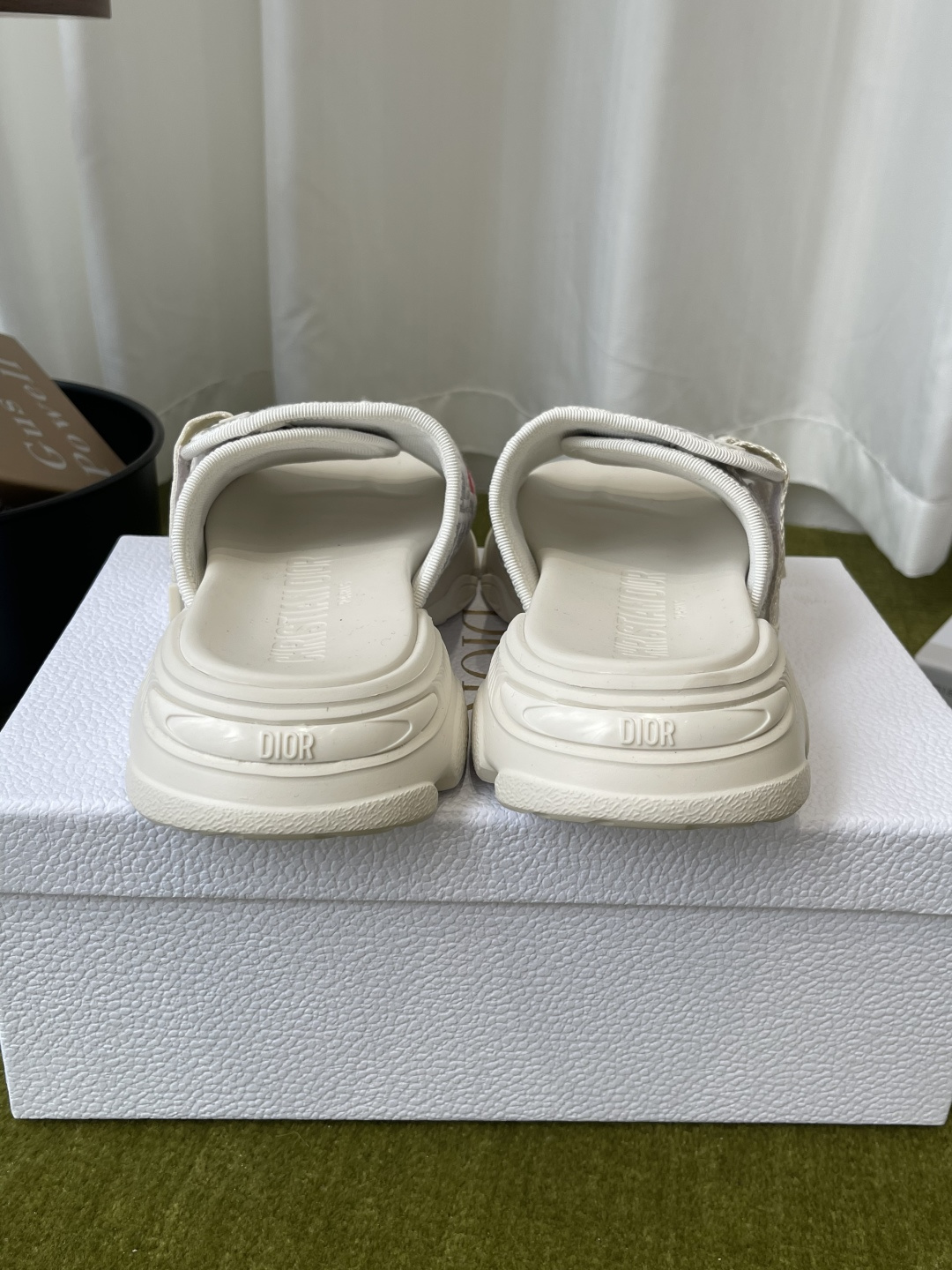 Dior 迪奥 26ss 马年生肖款 春夏新款 D字刺绣厚底运动拖鞋