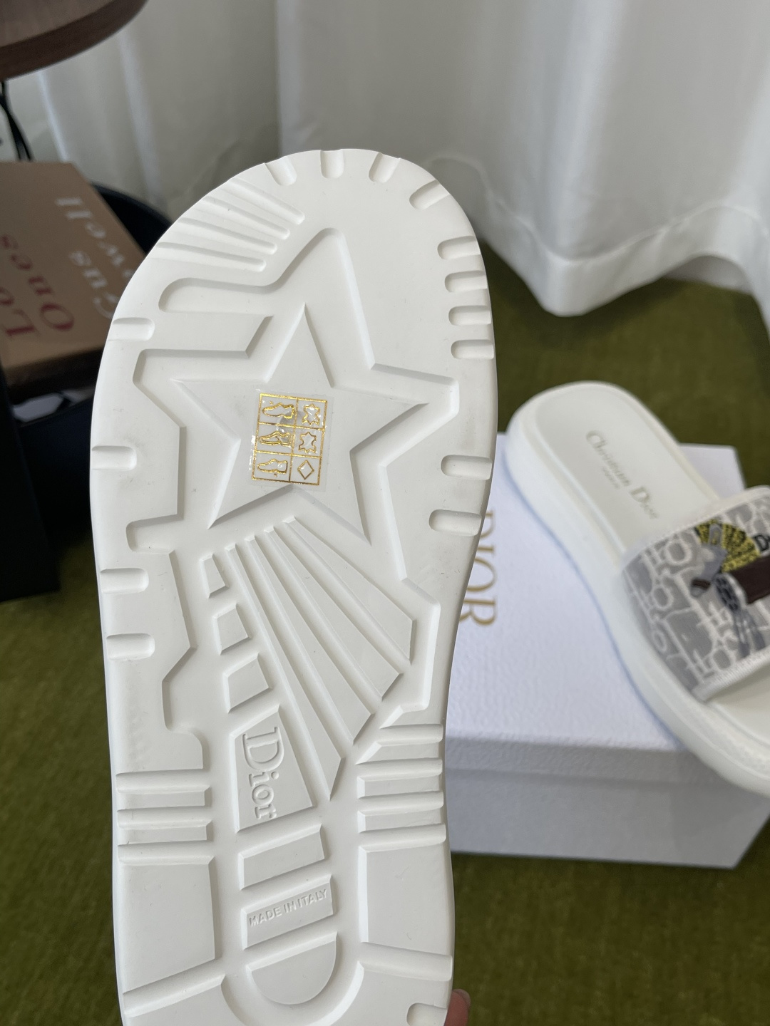 Dior 迪奥 26ss 马年生肖款 春夏新款 D字刺绣厚底运动拖鞋