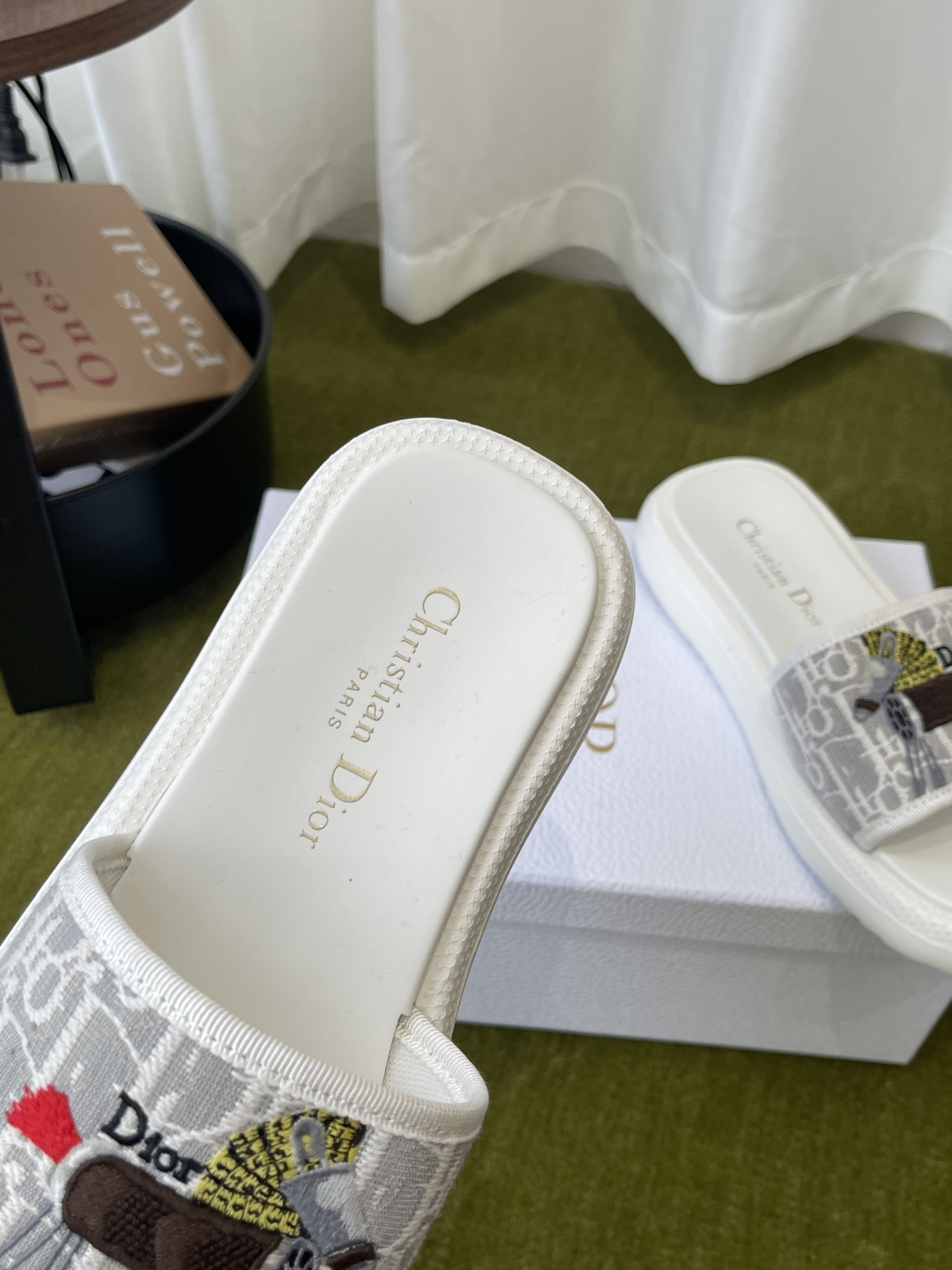 Dior 迪奥 26ss 马年生肖款 春夏新款 D字刺绣厚底运动拖鞋