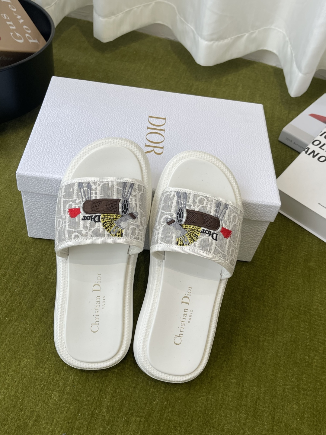 Dior 迪奥 26ss 马年生肖款 春夏新款 D字刺绣厚底运动拖鞋