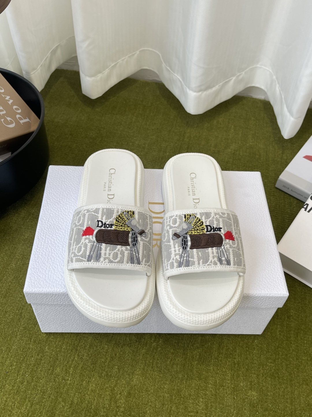 Dior 迪奥 26ss 马年生肖款 春夏新款 D字刺绣厚底运动拖鞋