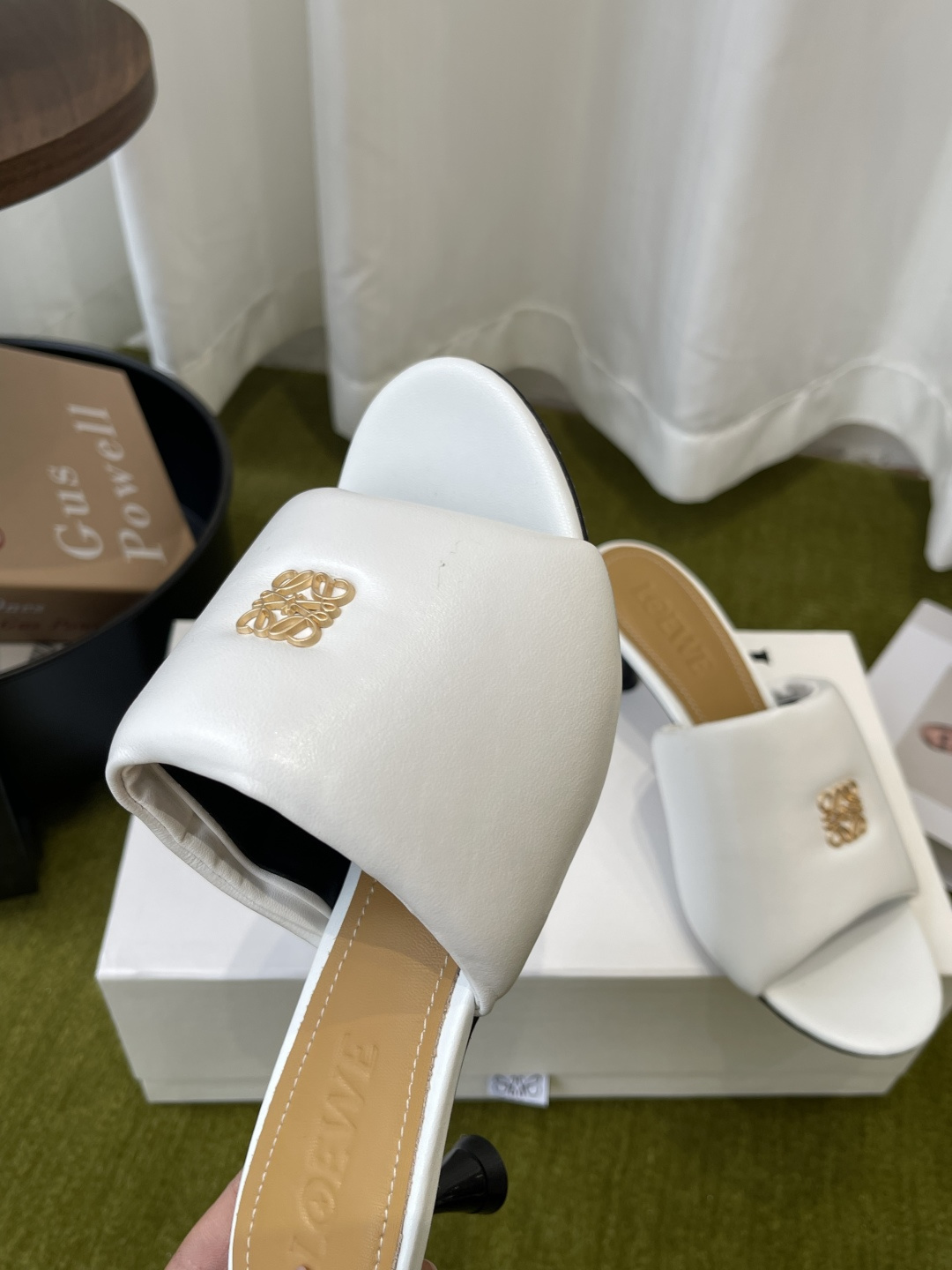 Loewe 罗意威 26ss春夏最新款 面包拖鞋