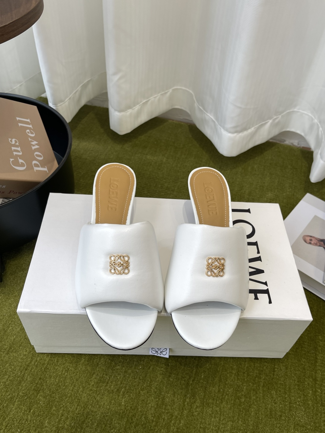 Loewe 罗意威 26ss春夏最新款 面包拖鞋