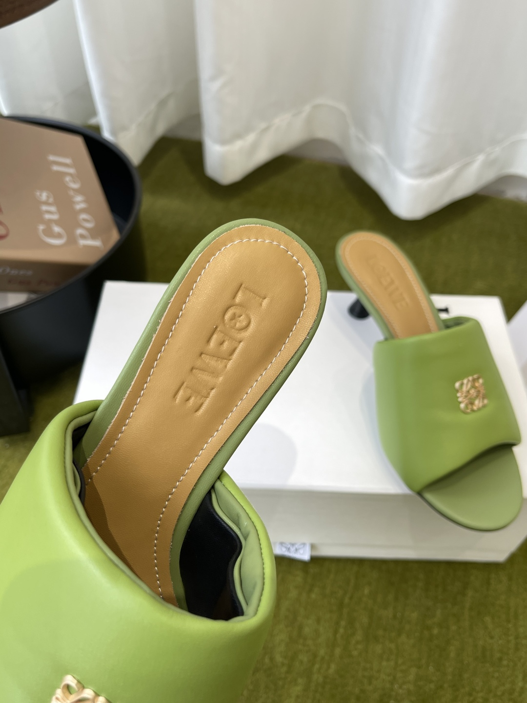 Loewe 罗意威 26ss春夏最新款 面包拖鞋