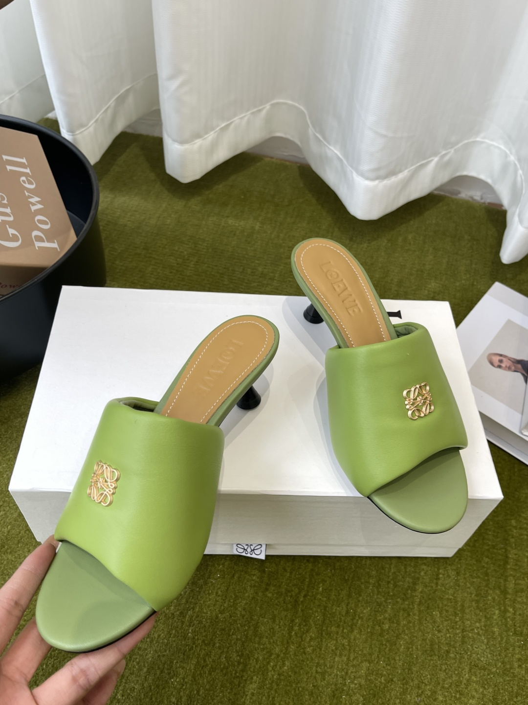 Loewe 罗意威 26ss春夏最新款 面包拖鞋