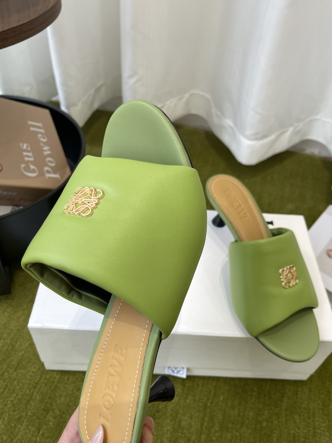 Loewe 罗意威 26ss春夏最新款 面包拖鞋