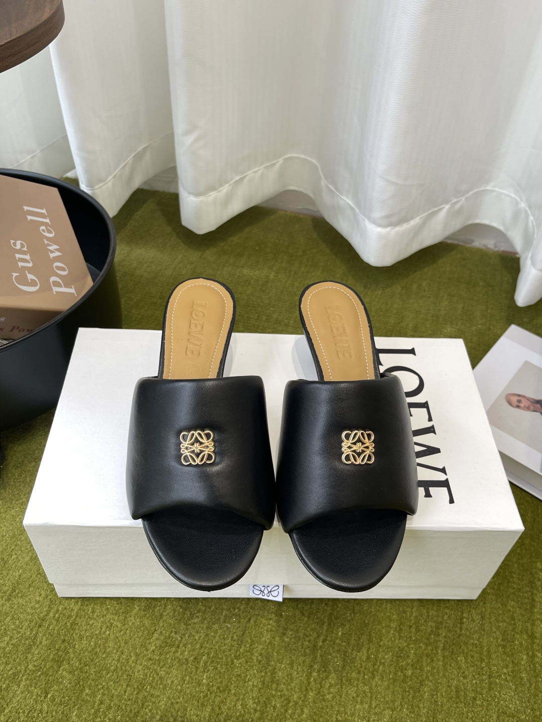 Loewe 罗意威 26ss春夏最新款 面包拖鞋