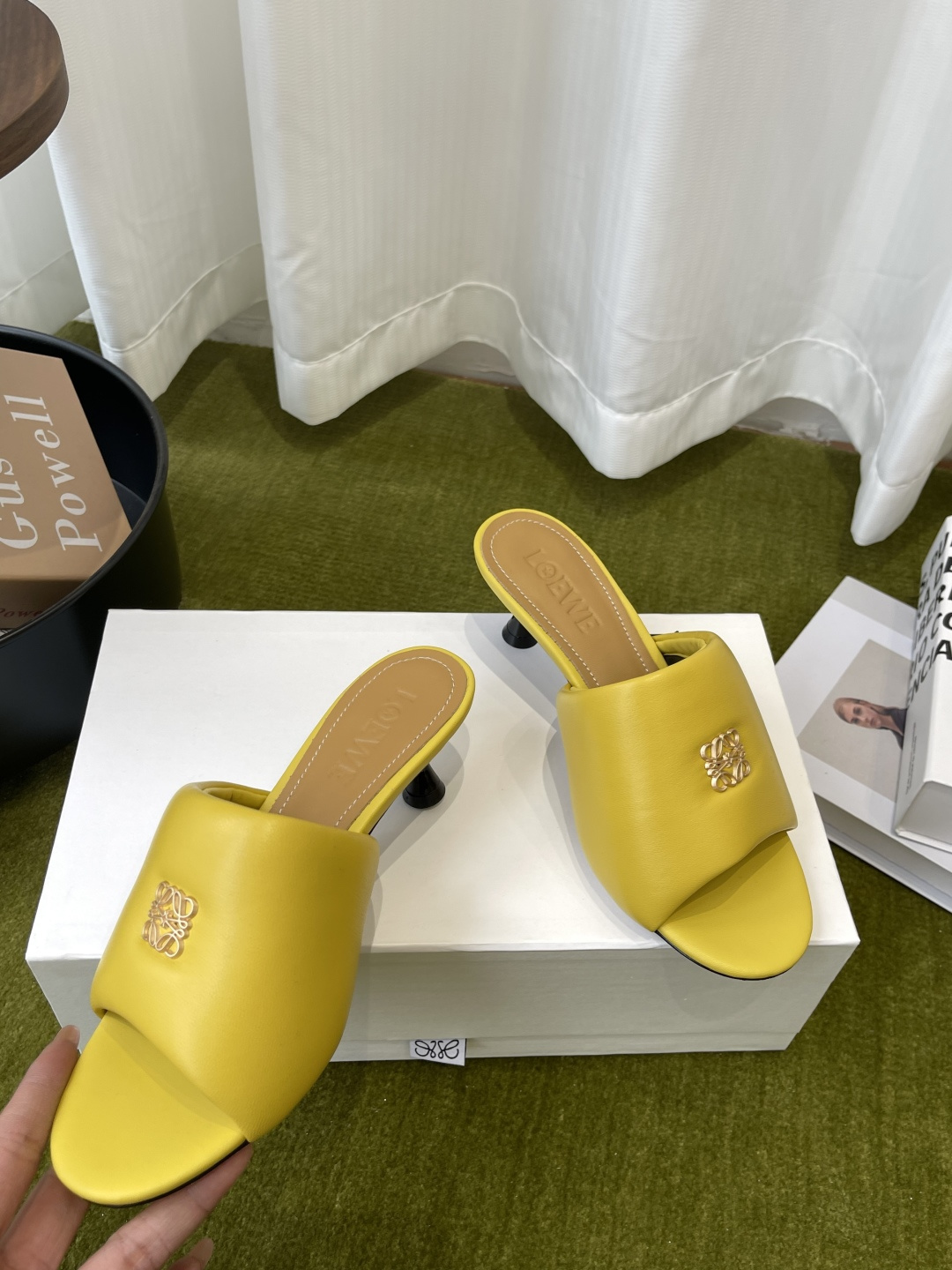 Loewe 罗意威 26ss春夏最新款 面包拖鞋