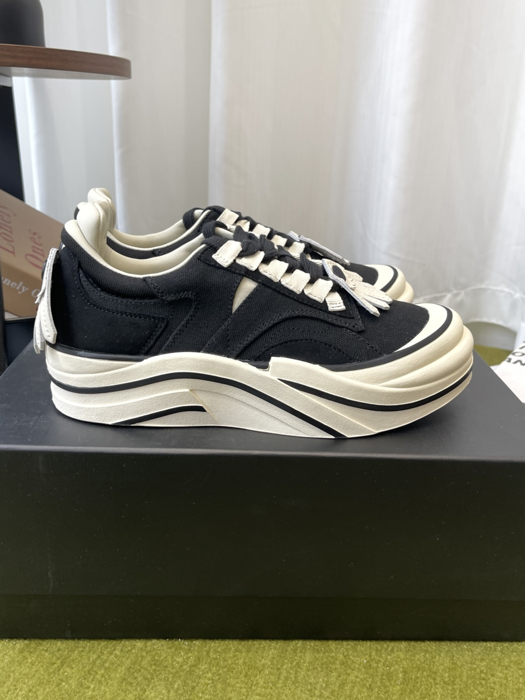 Unknown 小众潮牌 2026新款 厚底休闲鞋