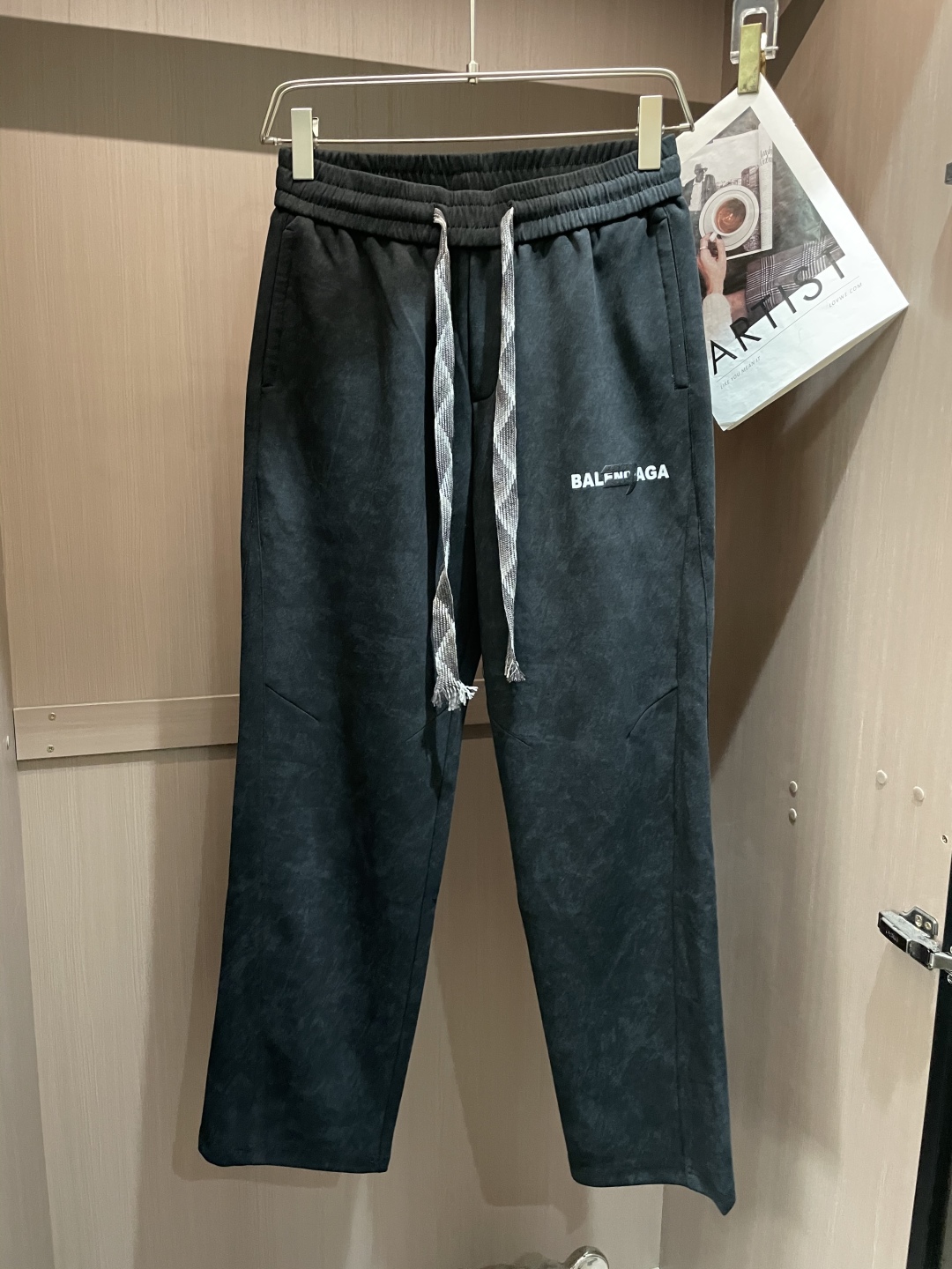 Paris Men’s Leisure Pants: Zenium Collection, Superior Design, Classic Colors, All-Weather Comfort. - 图片 5