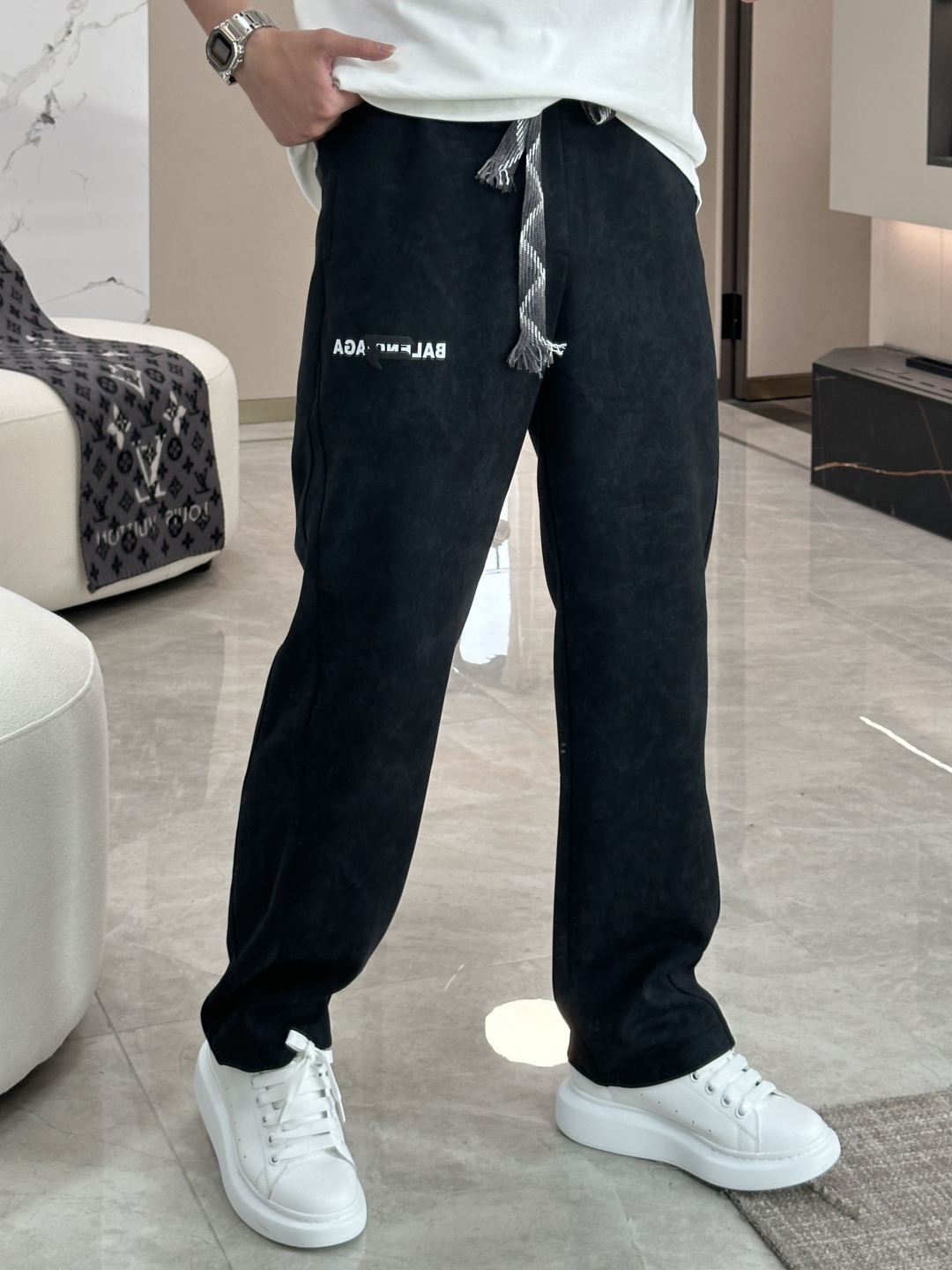 Paris Men’s Leisure Pants: Zenium Collection, Superior Design, Classic Colors, All-Weather Comfort. - 图片 4