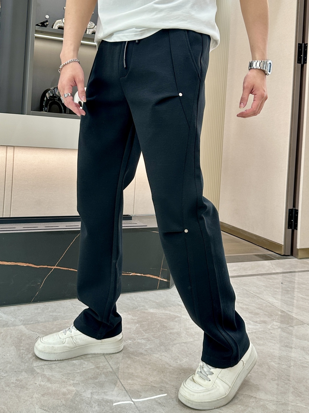 Zenium Men’s Leisure Pants: Soft, Simple Design, Customized Fittings, Classic Colors. - 图片 3