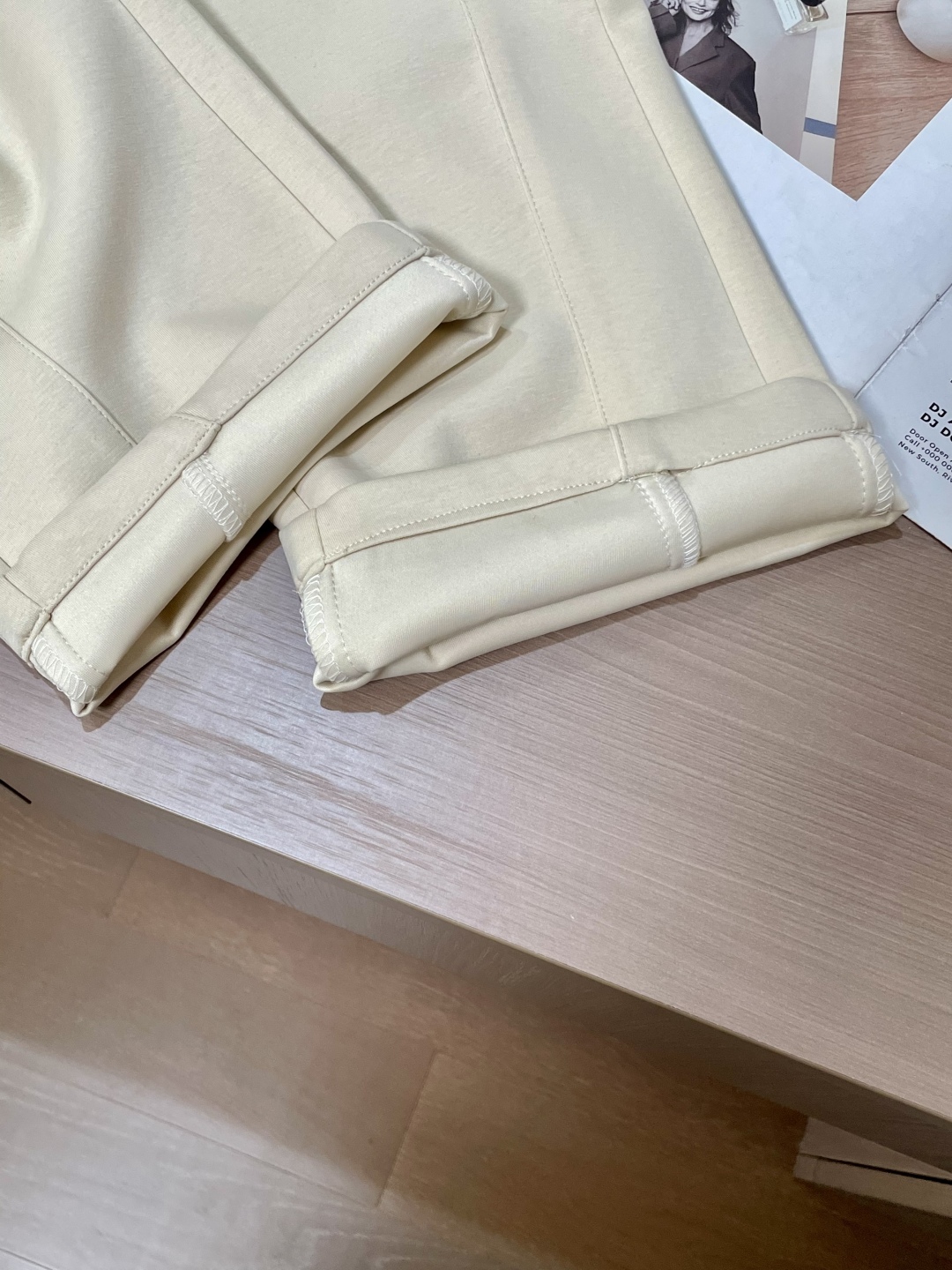 Zenium: Miumiu Men’s Leisure Pants Series, Perfect Design for Fashionable Everyday Comfort - 图片 9