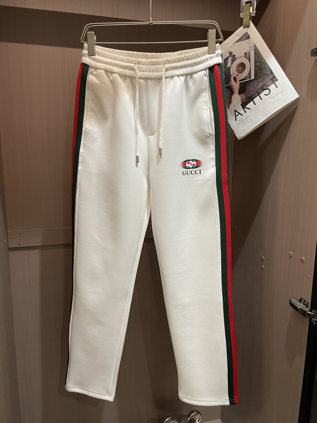 Gucc Men’s Leisure Pants: Super-Simplistic Design, Fine Work, Classic Colors, Various Styles - 图片 5