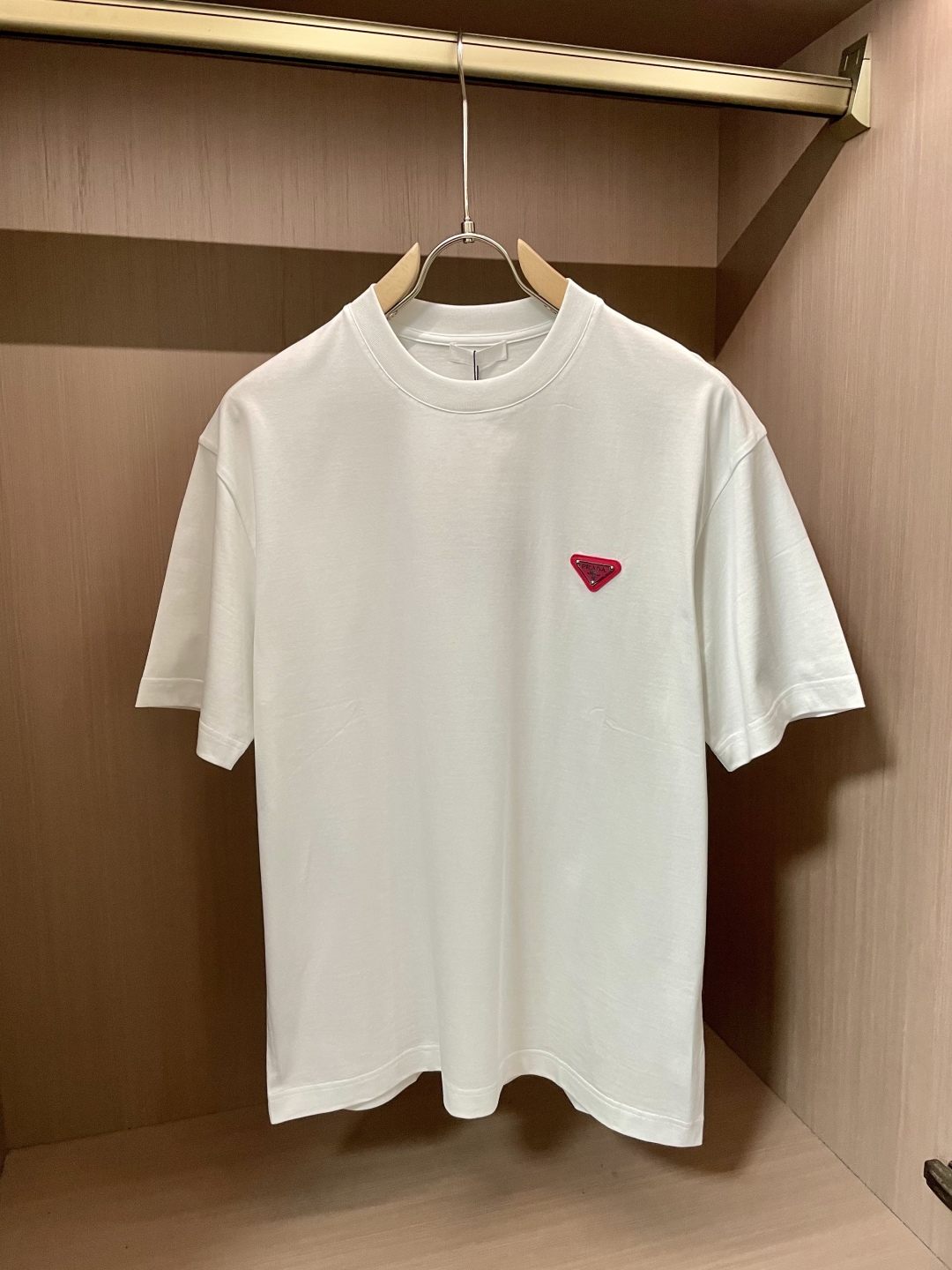 
Prad 官网同款 官网同款 官网同款⚠️
重磅推荐！2025ss夏装新品 专柜在售 最新系列图案lo