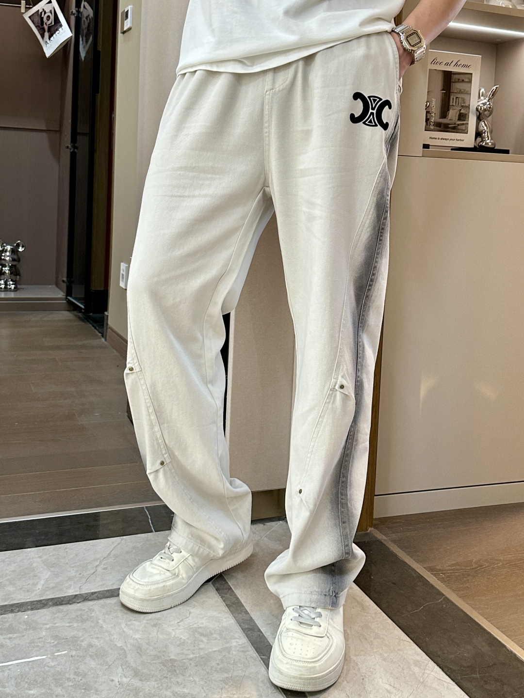 Celine, Chunch, and Summer Ready Recreational Fashion Pants with Classic Brand Logo - 图片 1
