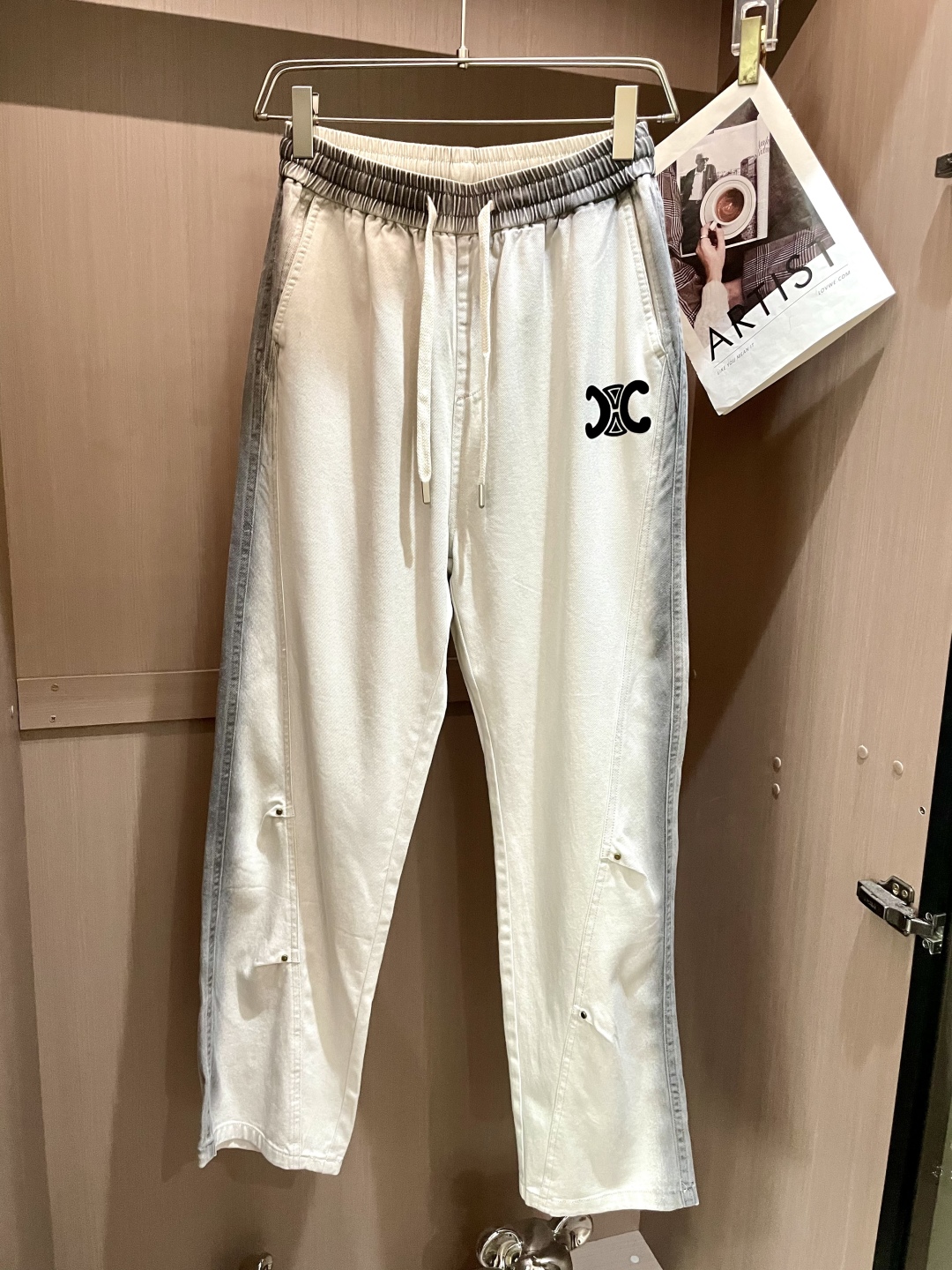Celine, Chunch, and Summer Ready Recreational Fashion Pants with Classic Brand Logo - 图片 4