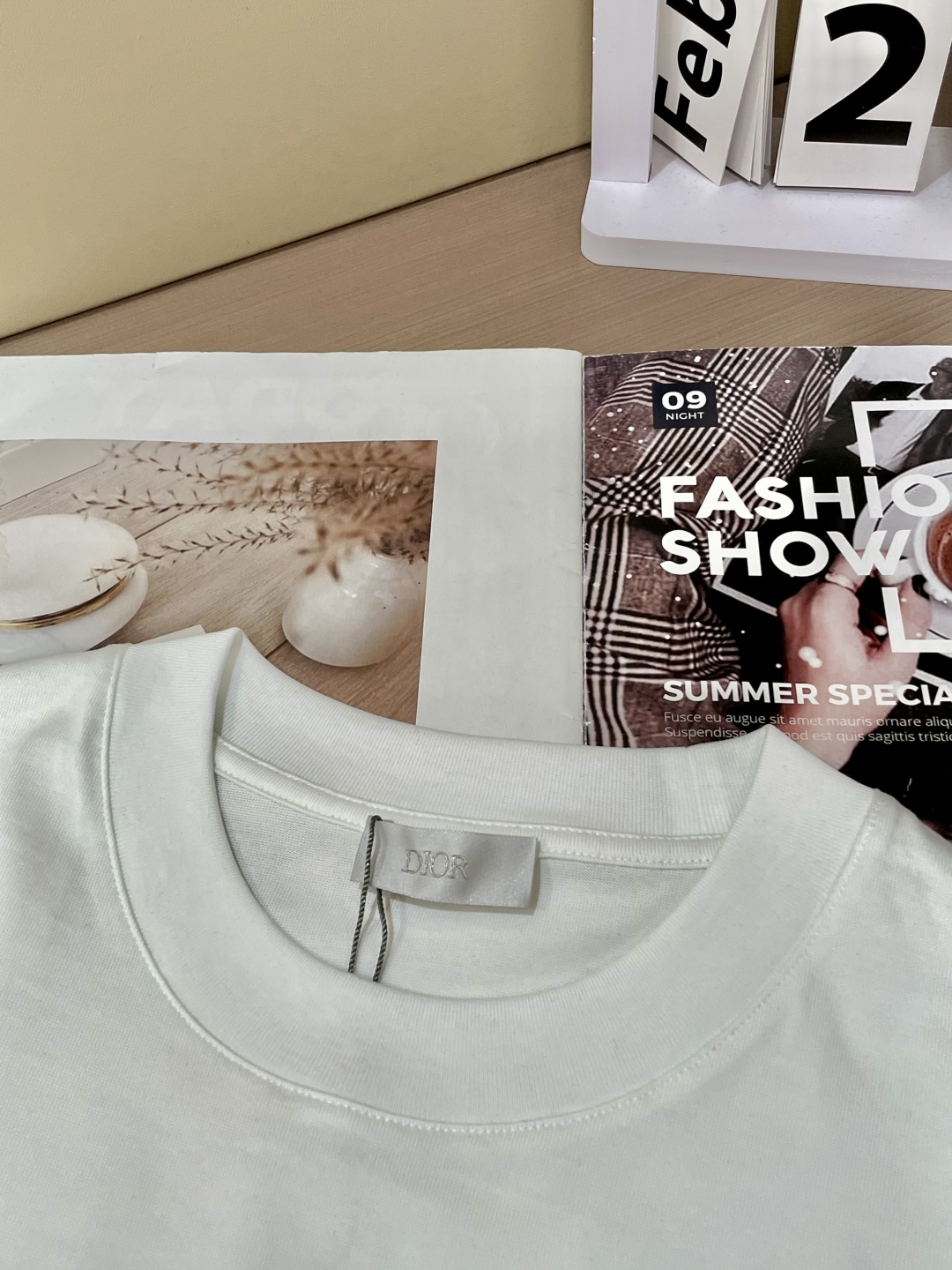 
Dior  官网同款 官网同款 官网同款⚠️
重磅推荐！2025ss夏装新品 专柜在售 最新系列图案l