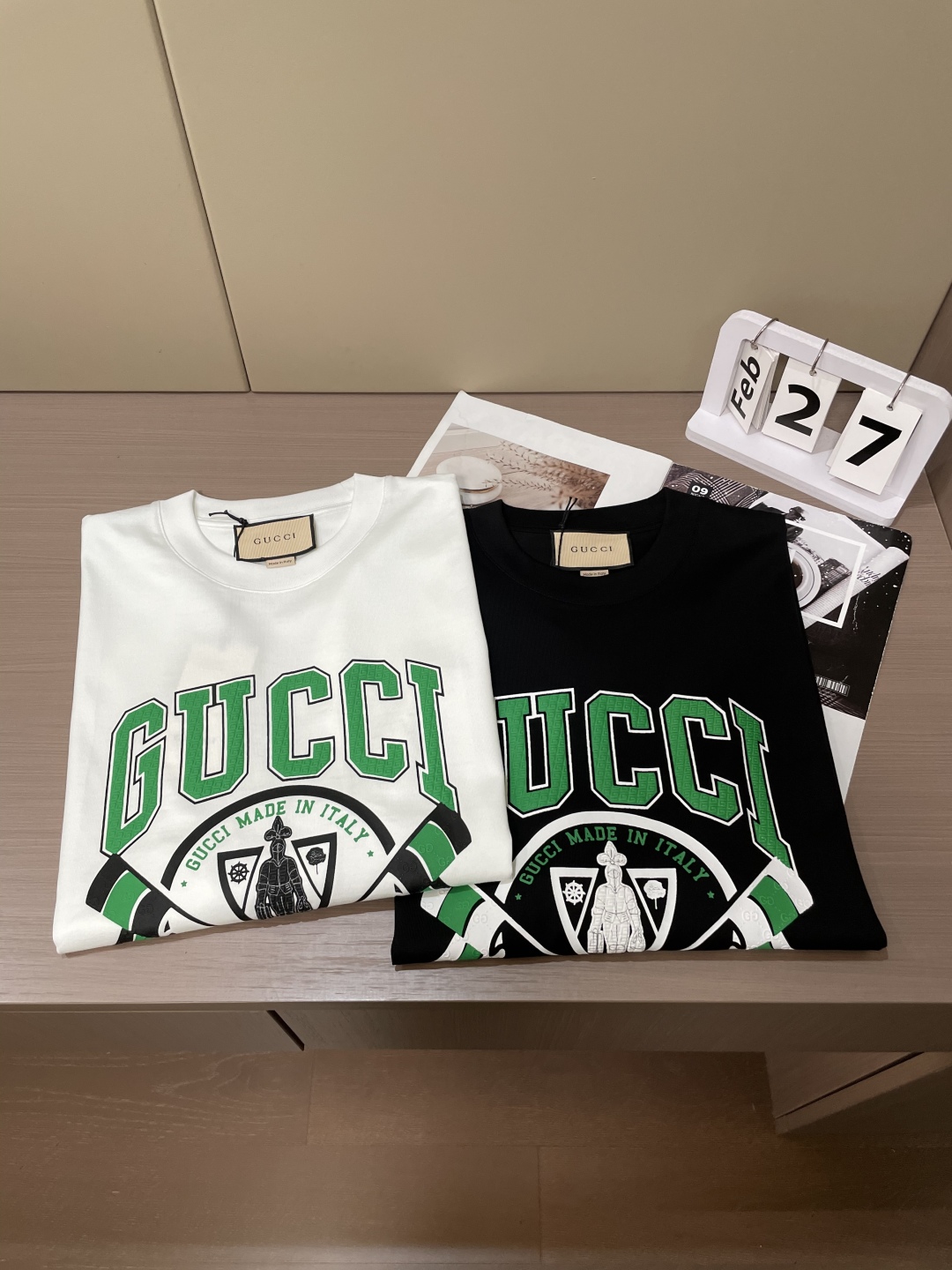 
Gucc 官网同款 官网同款 官网同款⚠️
重磅推荐！2025ss夏装新品 专柜在售 最新系列图案lo