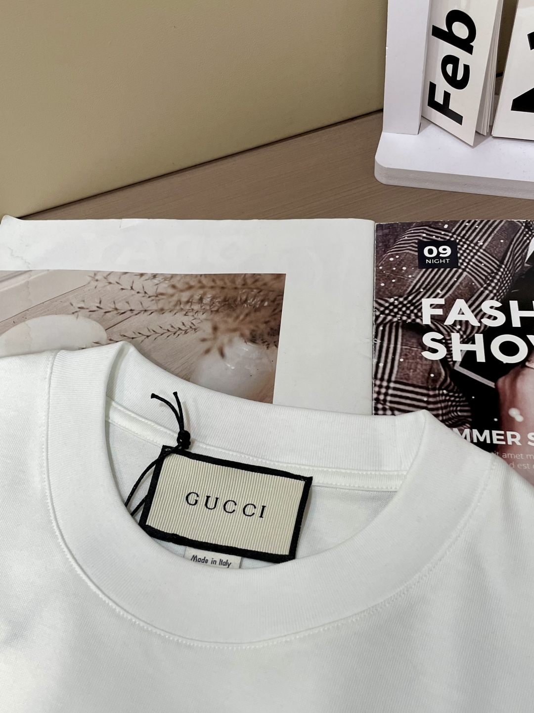 
Gucc 官网同款 官网同款 官网同款⚠️
重磅推荐！2025ss夏装新品 专柜在售 最新系列图案lo