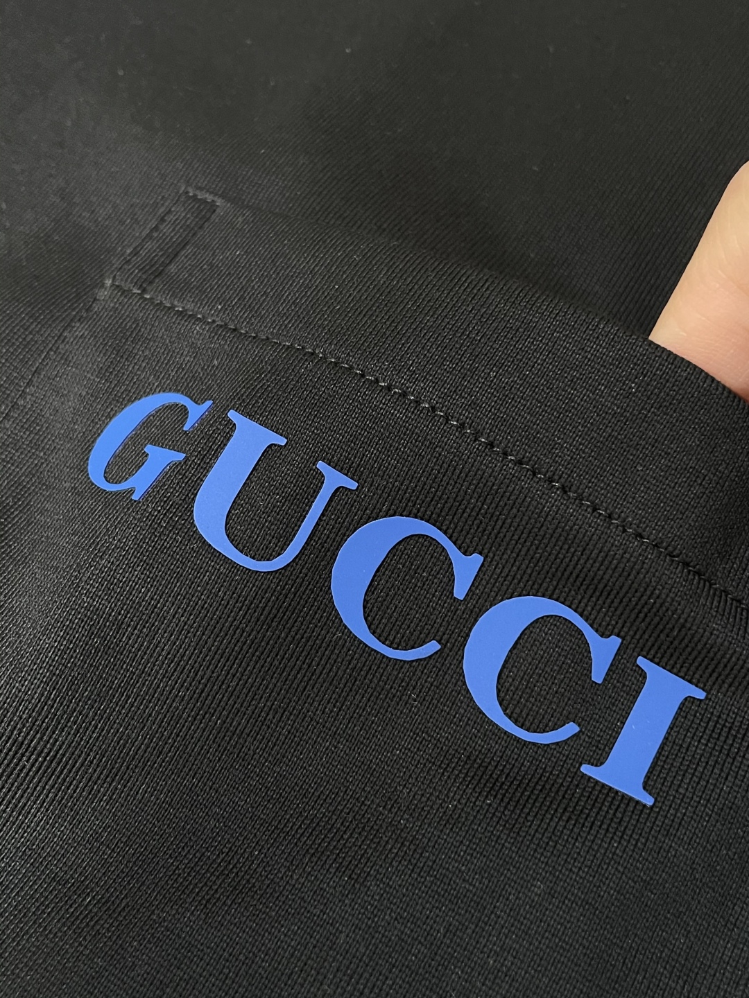 
Gucc 官网同款 官网同款 官网同款⚠️
重磅推荐！2025ss夏装新品 专柜在售 最新系列图案lo