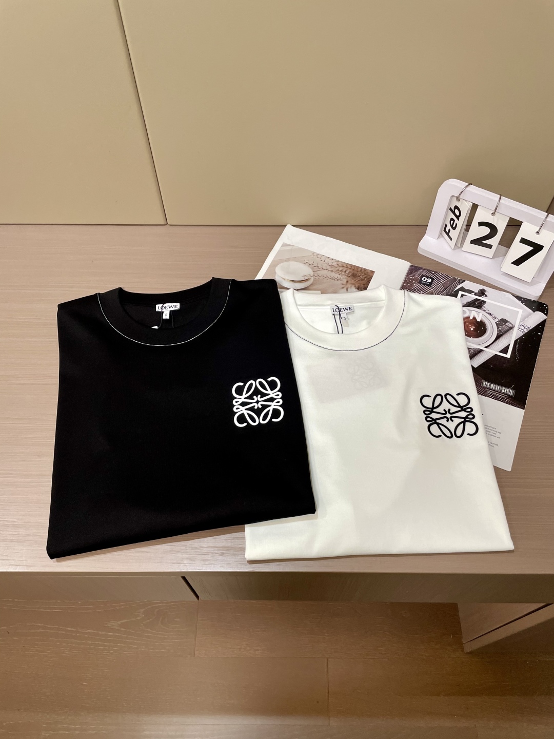 
Loewe 官网同款 官网同款 官网同款⚠️
重磅推荐！2025ss夏装新品 专柜在售 最新系列图案l