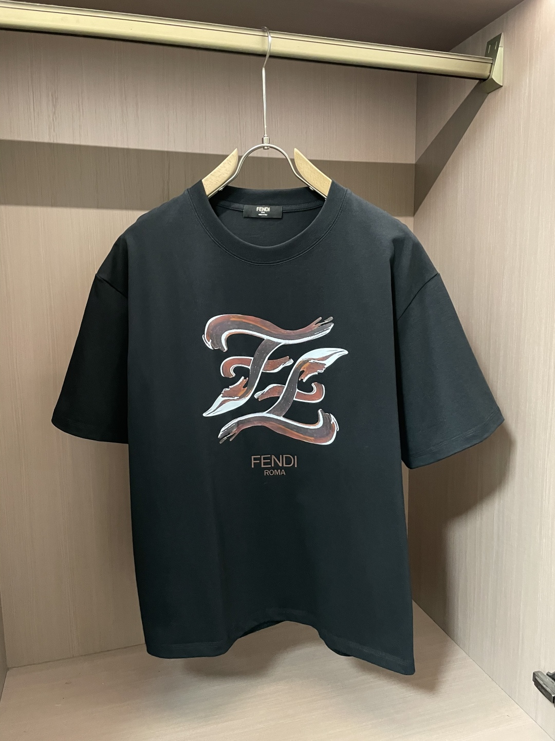 NO:443316,FD Spring and Summer New Product, Special Original Developed Double-Strength Fine Cotton Plain Fabric, High-Fitness, Good Comfort, Outer and Inner Match, It is a must-have for men and women in summer Size M-XXL, Alexander Wang19860909FD 春夏新品,优选特定原版开发双股精棉平纹面料,上身挺阔舒适度佳,外穿内搭随意搭配,男女同款夏日必备 尺码M-XXL,,alexander wang,Men's clothing