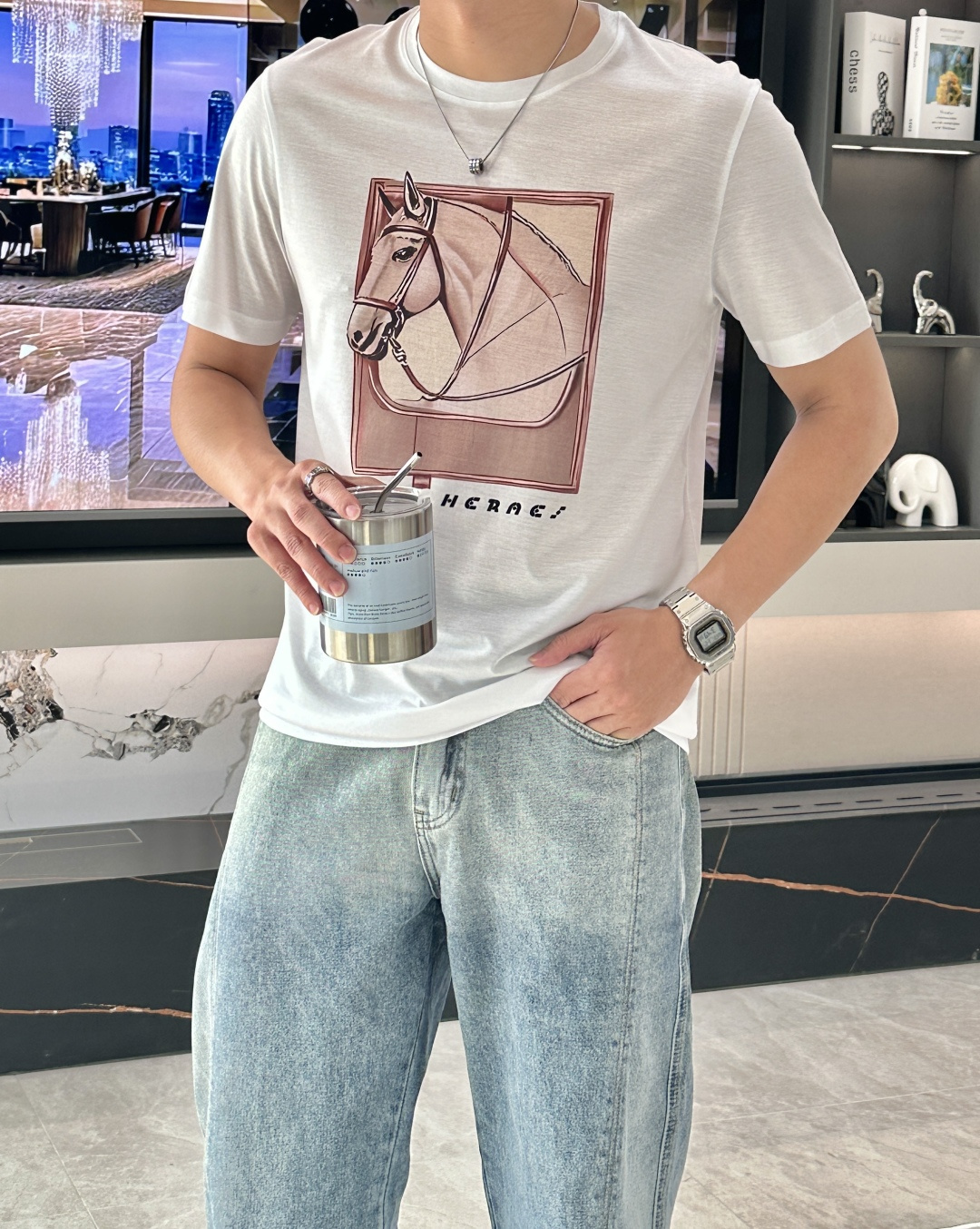 Luxurious Hermès Summer 2025 Collection: Graceful, Innovative, High-Quality Fashion with Artistic Elements - 图片 1