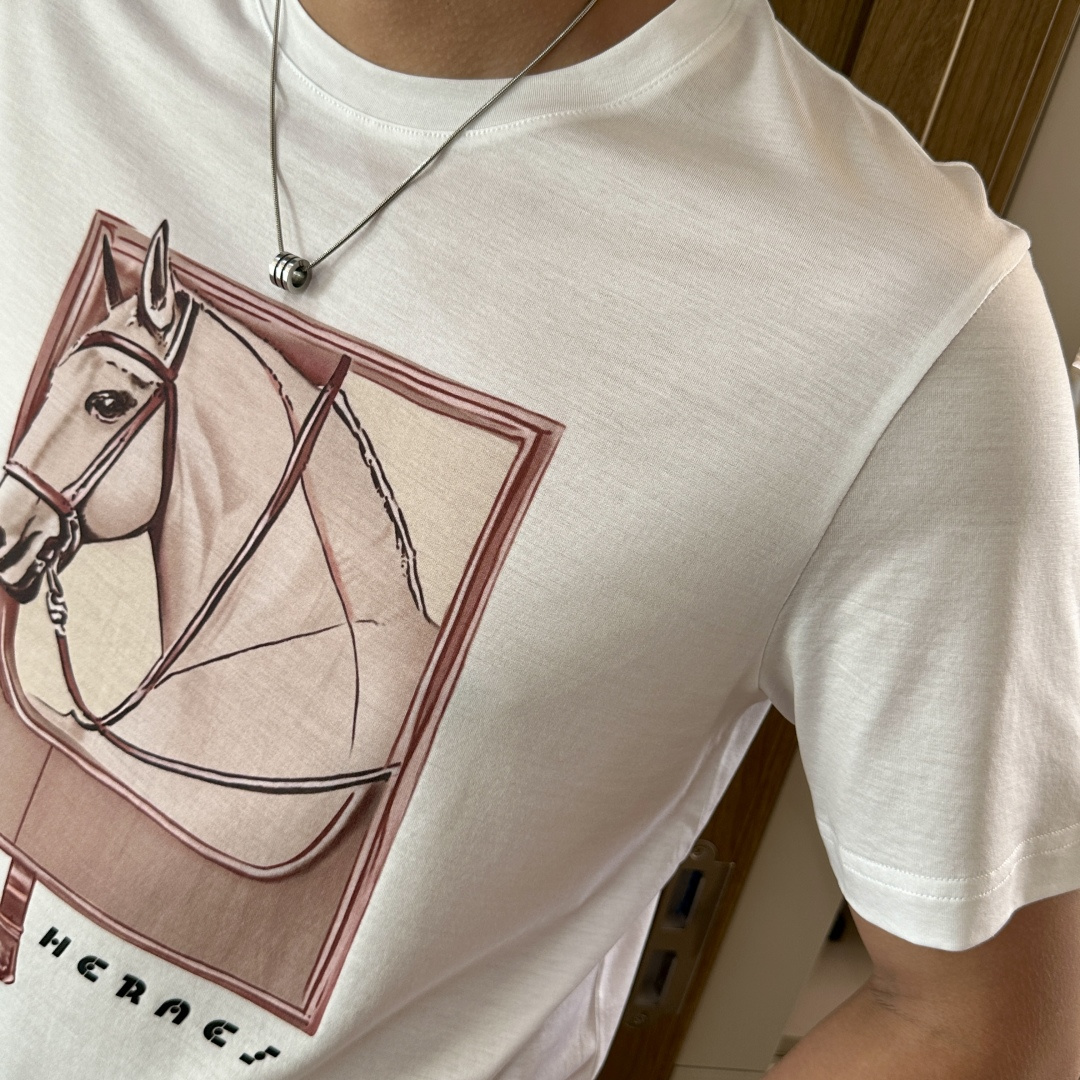 Luxurious Hermès Summer 2025 Collection: Graceful, Innovative, High-Quality Fashion with Artistic Elements - 图片 4