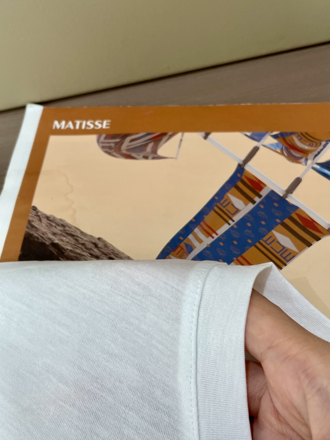 Luxurious Hermès Summer 2025 Collection: Graceful, Innovative, High-Quality Fashion with Artistic Elements - 图片 7