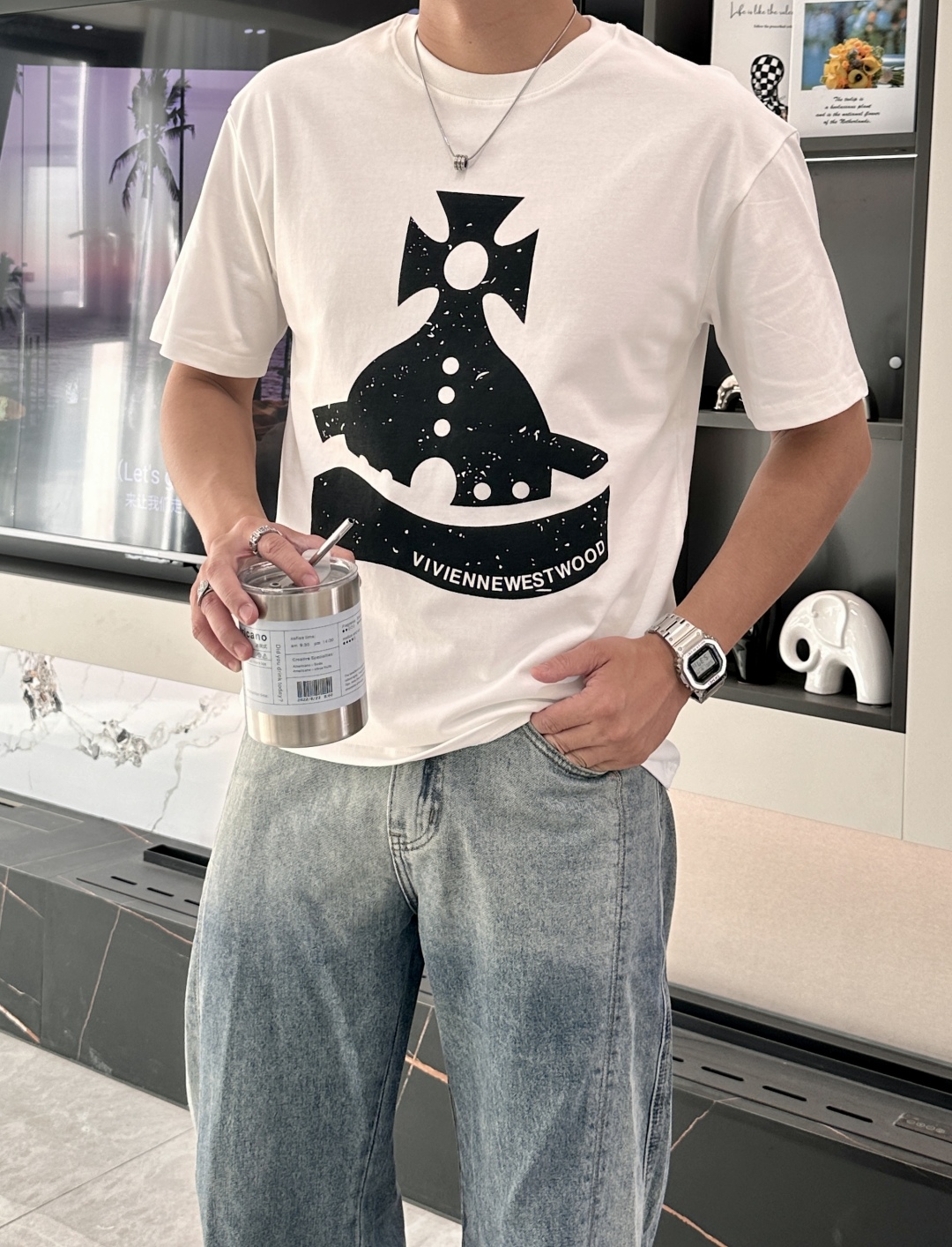 New Summer Clothes: Stylish Logo T-shirts in Various Sizes Available for Sale