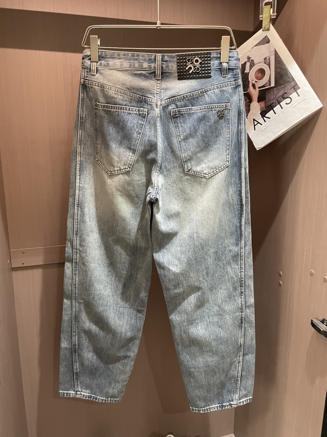 
Loewe 2025春夏新款！高端订制修身商务直筒牛仔裤 原版五金辅料 日常商务休闲都完全适用的款，上