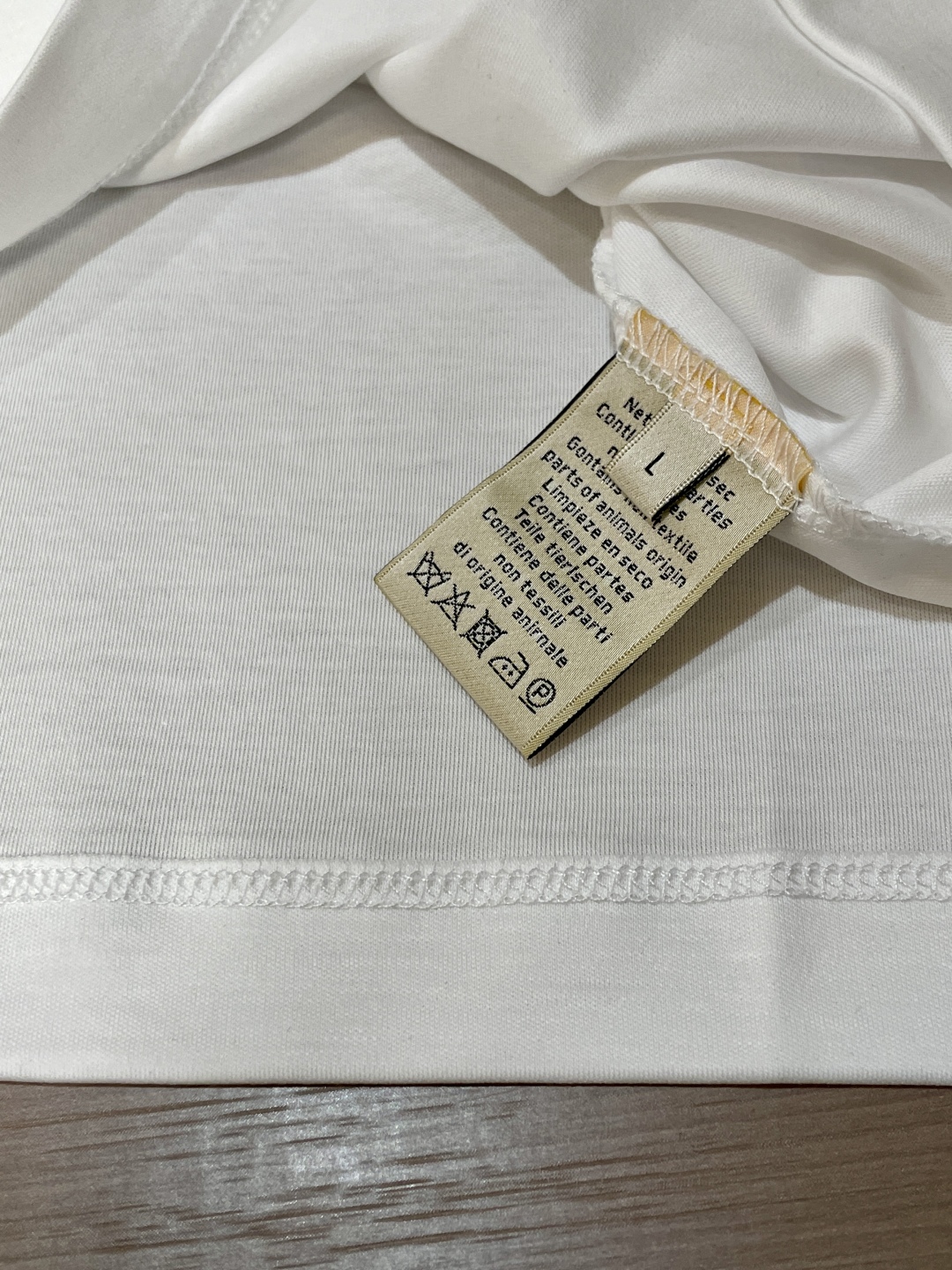
爱*仕(He*mès) 2025最新的品质单！最新工艺设计款 100支双丝光圆领T恤.品质订单，面料在