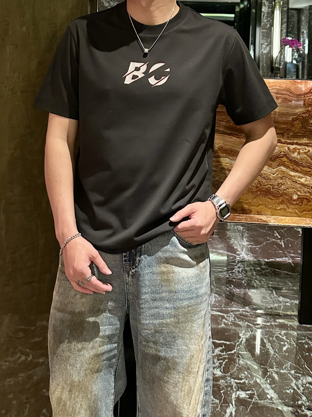 
BC 2025ss夏季新款圆领短袖T恤 Bru**llo Cuci**lli 男士短袖！ BC家材质讲